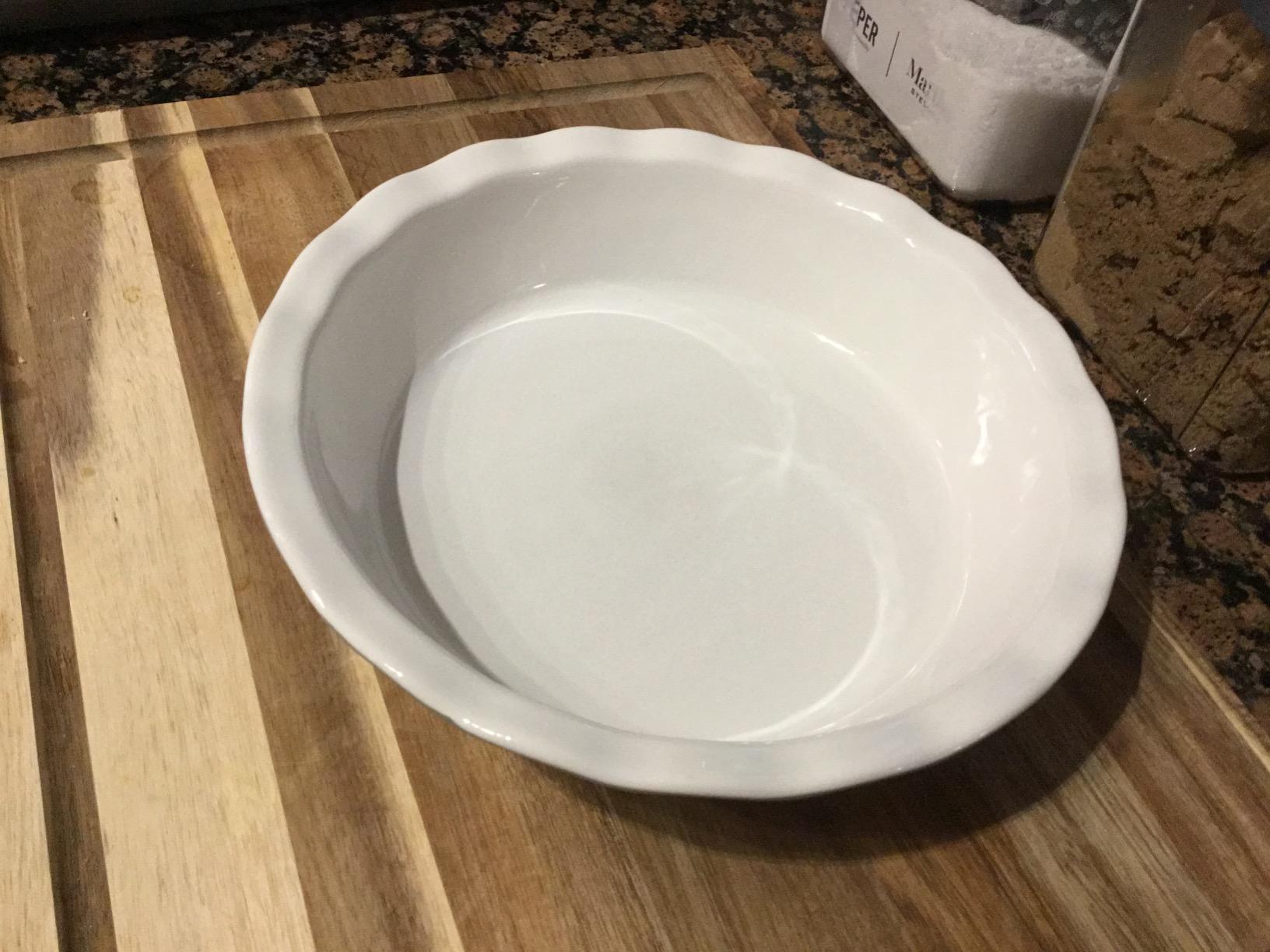 KOOV Ceramic 9 Inches Pie Plate, Pie Dish for Dessert Kitchen, Round Baking Dish Pan - Reactive Glaze (Nebula Blue) customer photo 2