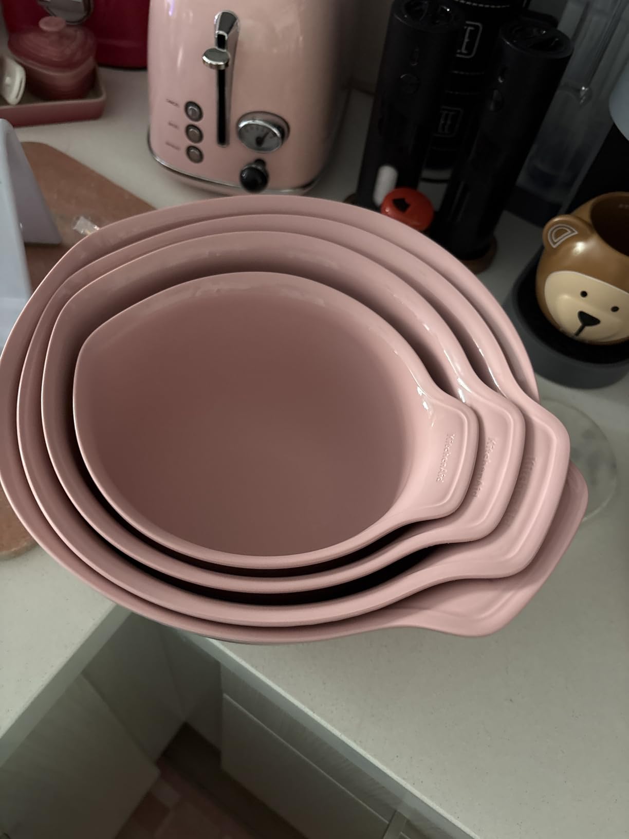KitchenAid Universal Nesting Plastic Mixing Bowls, Set Of 3, 2.5/3.5/4.5 Quart, Non Slip Base with Easy Pour Spout customer photo 1