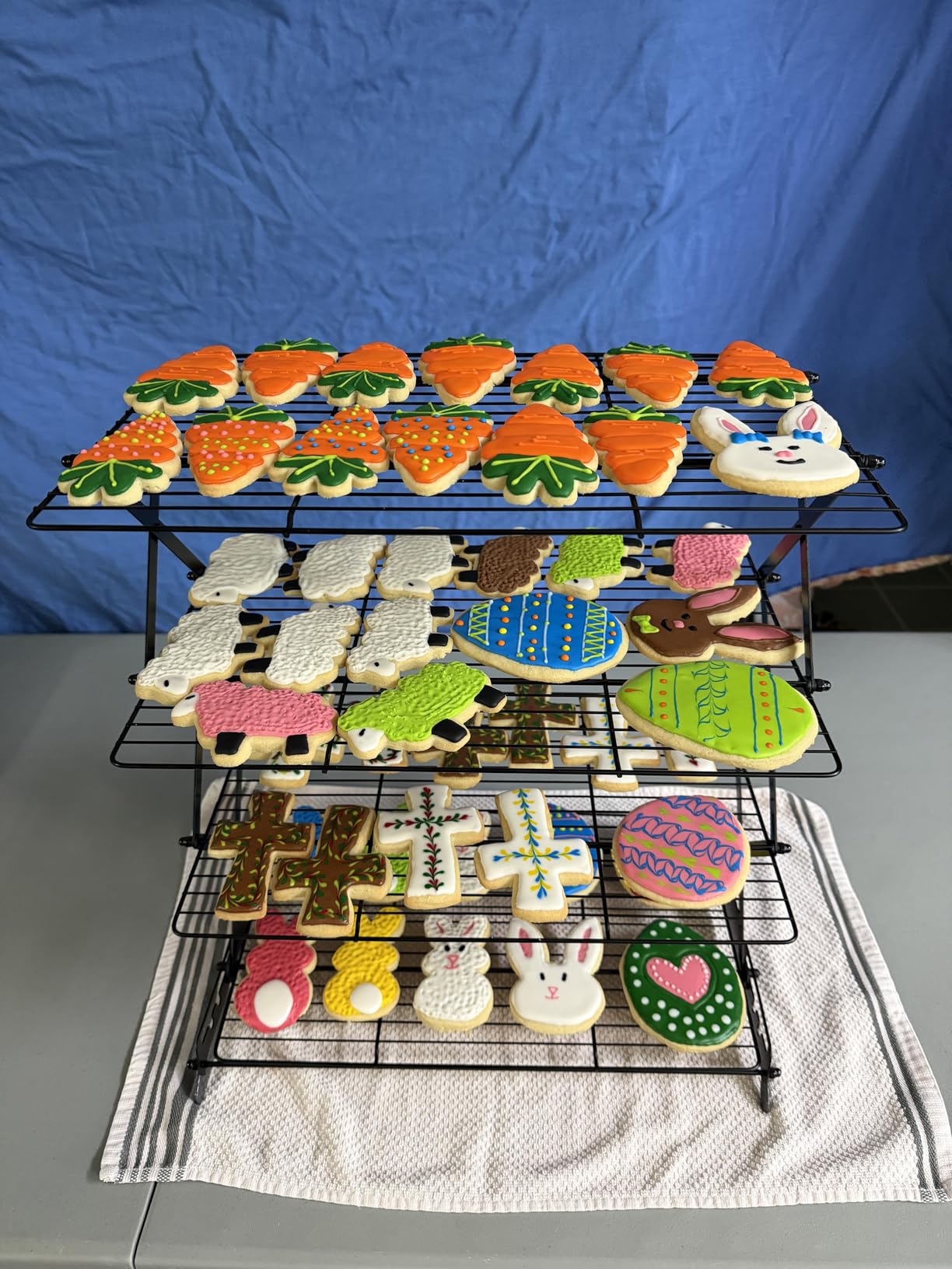 Geesta 2/3/4-Tier Upgraded Collapsible Cooling Rack with Adjustable 3 Setting Design Stackable Wire Cooling Rack for Cookies Baking Gifts for Women customer photo 1