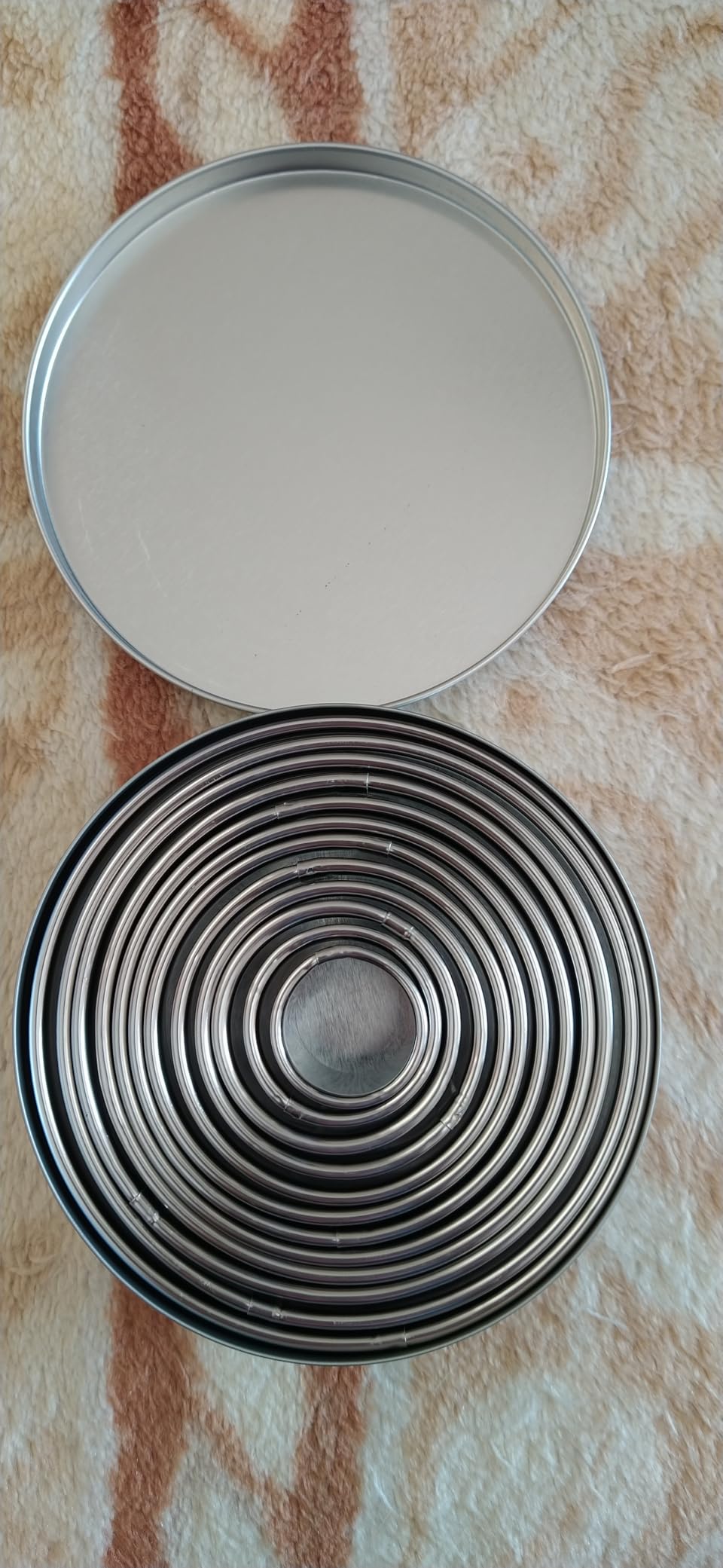 12 Pieces Round Cookie Biscuit Cutter Set,Graduated Circle Pastry Cutters,18/8 Stainless Steel Cookie Cutters and Donut Cutter Ring Molds customer photo 2