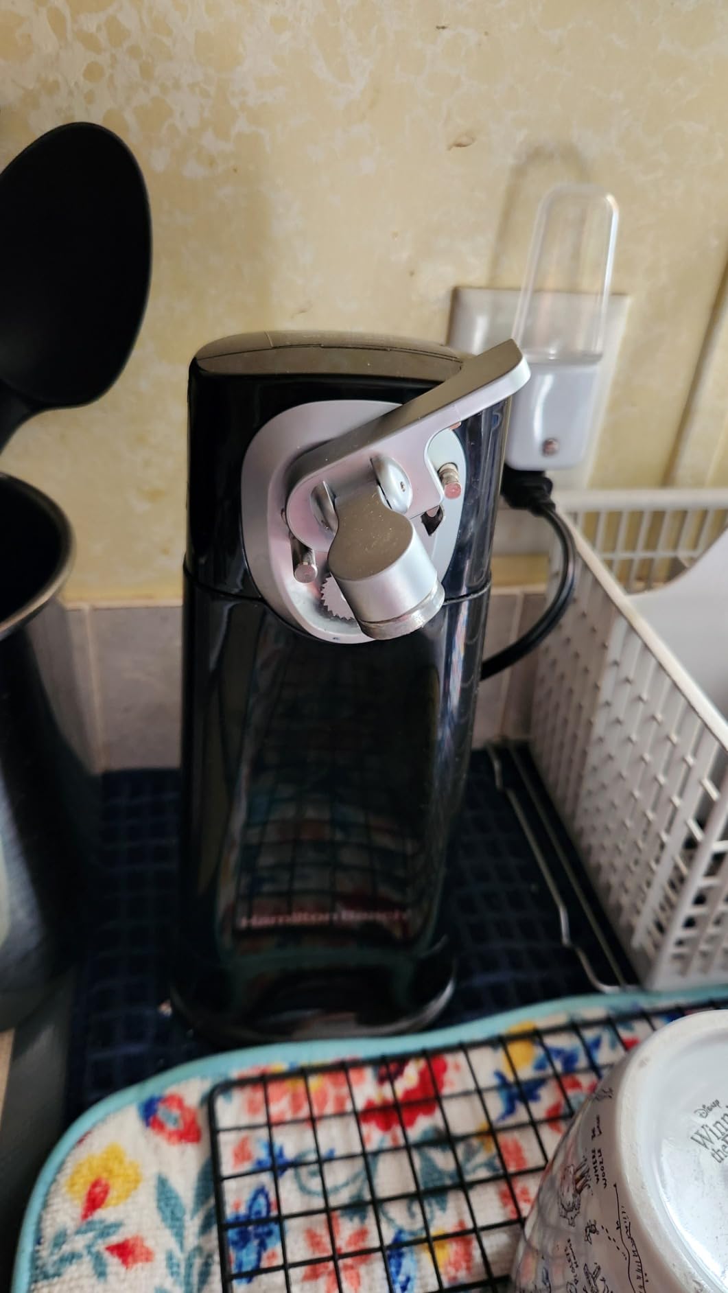 Hamilton Beach FlexCut 2-in-1 Cordless Rechargeable Electric Can Opener | With Removable Automatic Walking Cut Head | Detachable Easy Clean Blade | Opens All Size Cans | Extra Tall | Black | 76611FG customer photo 2
