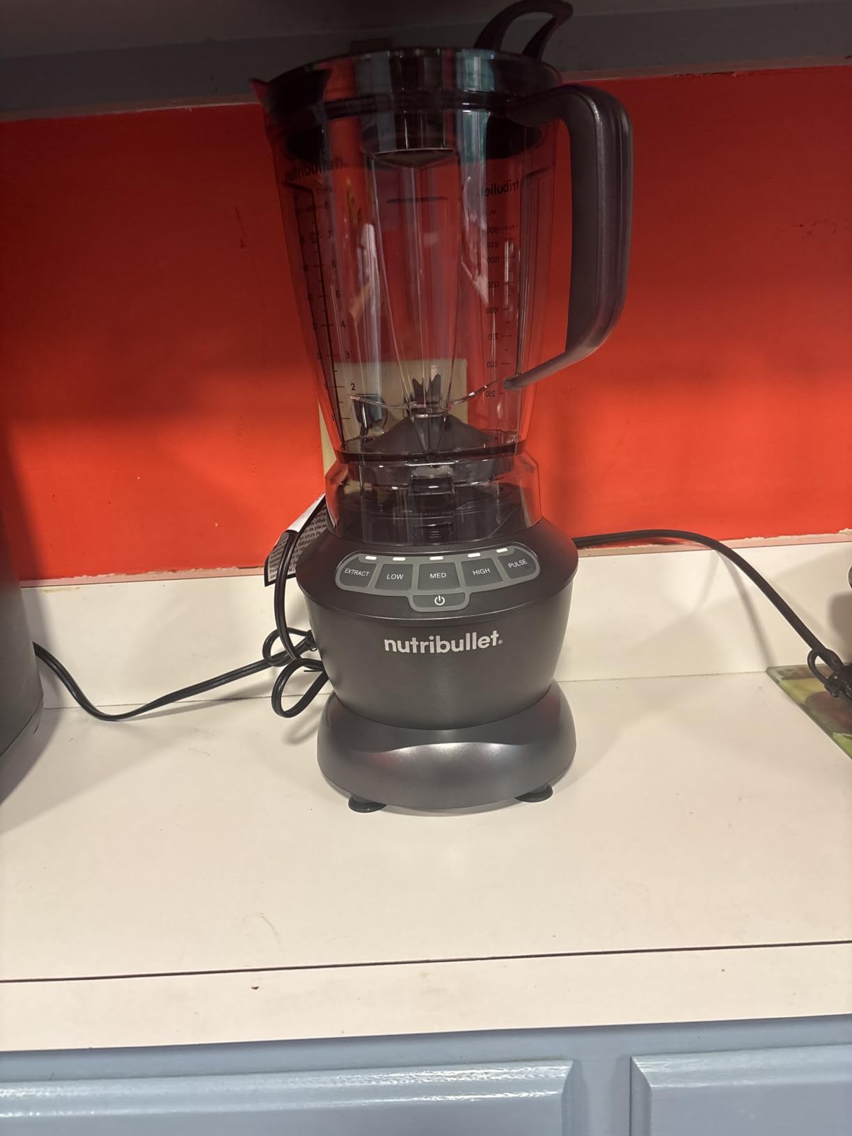 nutribullet Countertop Blender for Shakes, Smoothies, Food Prep, 64 Ounces, 1200 Watt, NBF50400 customer photo 1