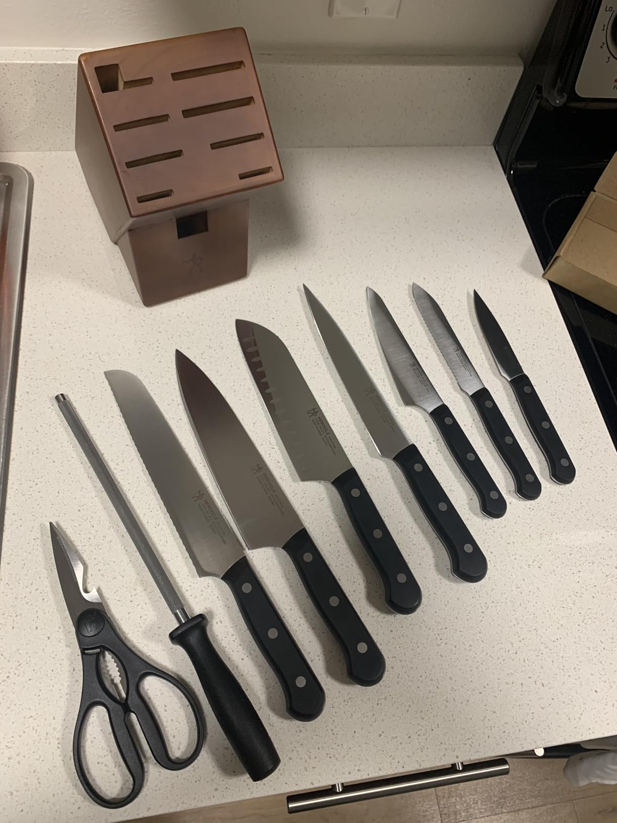 HENCKELS Solution Razor-Sharp 7-pc Knife Set, Chef Knife, Bread Knife,German Engineered Informed by 100+ Years of Mastery, Brown customer photo 1