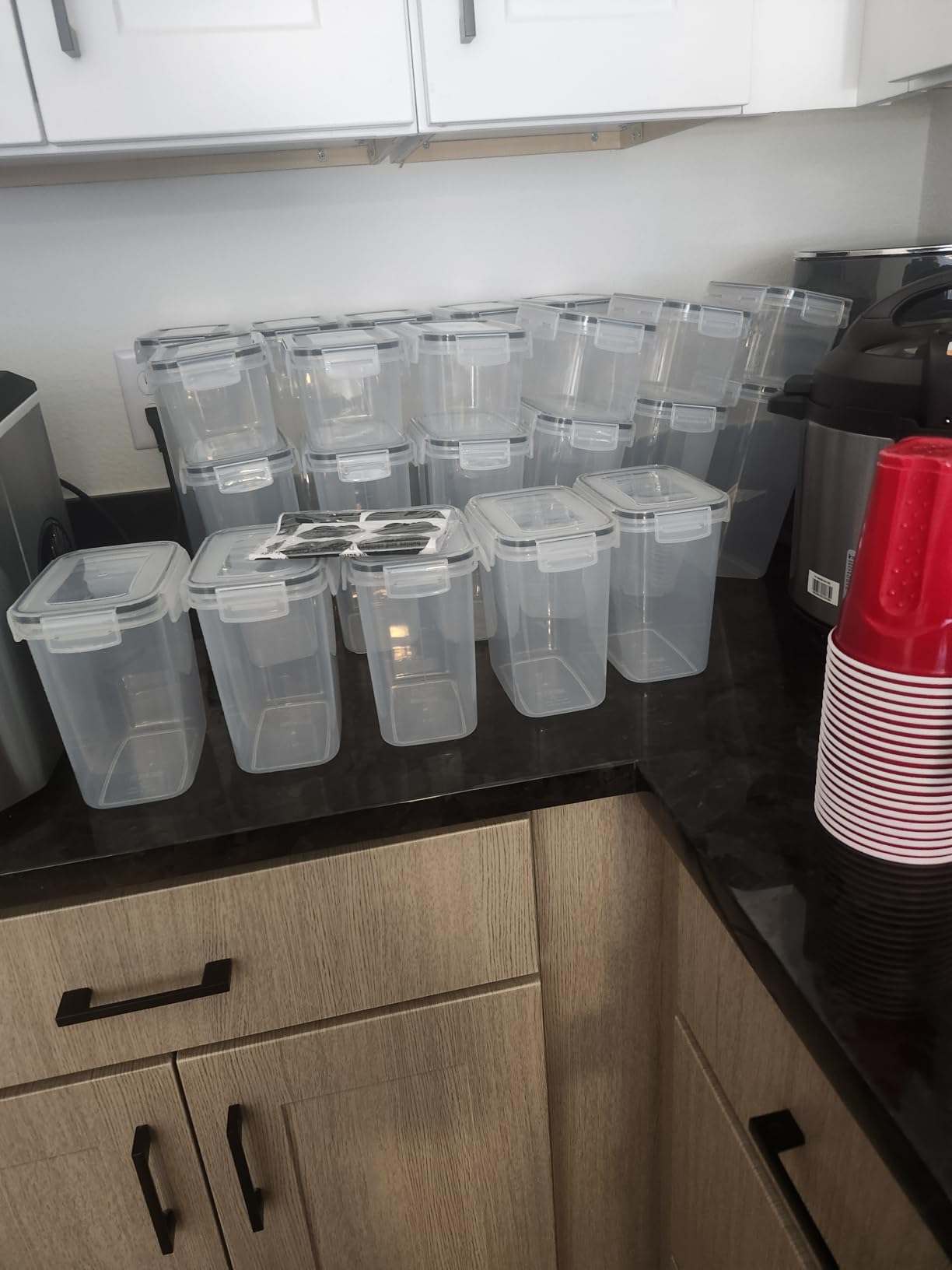 Vtopmart Airtight Food Storage Containers with Lids, 24 pcs, Black customer photo 2