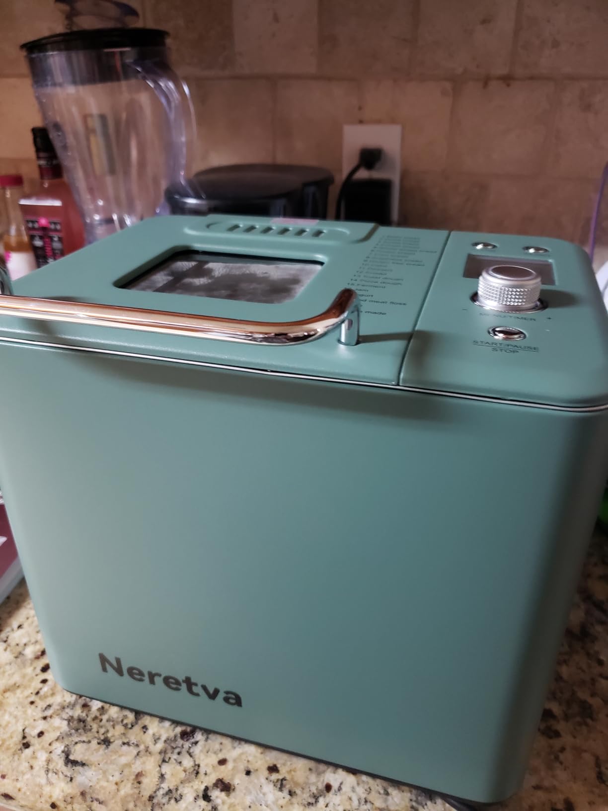 Neretva 20-in-1 2LB Bread Maker, Metal Bread Machine with Dual Heater, Nonstick Ceramic Pan, Low Noise, 15H Timer & 1H Keep Warm customer photo 1