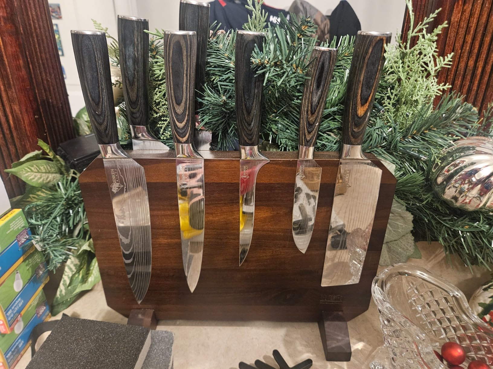 SENKEN 8-Piece Premium Japanese Kitchen Knife Set with Laser Damascus Pattern - Imperial Collection customer photo 1