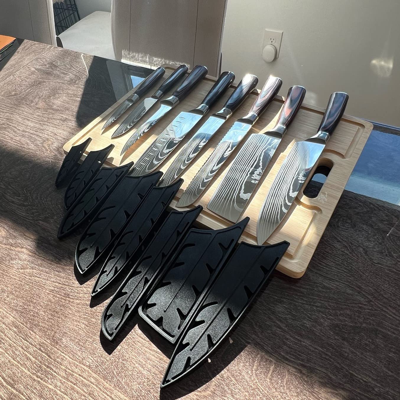 SENKEN 8-Piece Premium Japanese Kitchen Knife Set with Laser Damascus Pattern - Imperial Collection customer photo 2