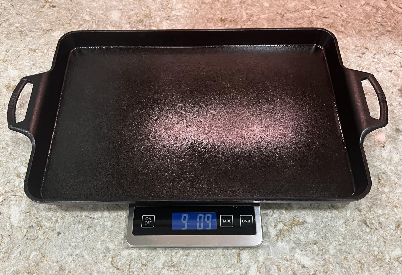 Lodge Seasoned Cast Iron Baking Pan - 15.5 Inches x 10.5 Inches - Heavy-Duty Rectangular Iron Bakeware with Dual Handles - Pre-Seasoned Oven Pan - Nonstick Baking Tray customer photo 1