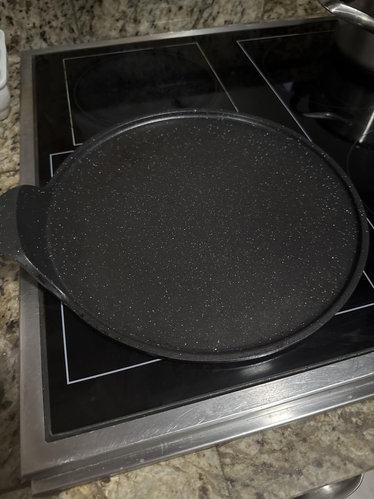 ESLITE LIFE 9.5 Inch Crepe Pan with Spreader, Nonstick Granite Coating Dosa Pan, Roti Tawa Comal Para Tortillas Pancake Griddle Pan, Induction Compatible, PTFE & PFOA Free, Black customer photo 1