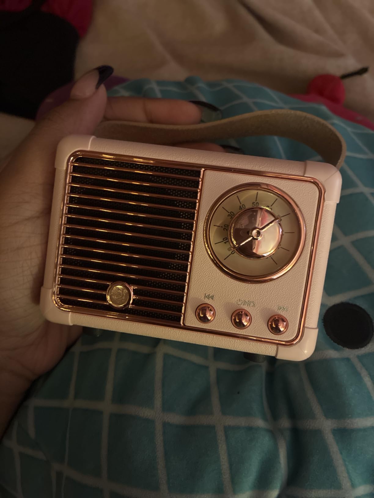 Baolira Retro Bluetooth Speaker, Vintage Decor, Birthday Gifts for Women | Small Portable Speaker, Vintage Bluetooth Speaker, Retro Home Decor, Office & Bedroom Decor, Gifts for Teen Girls and Women customer photo 1