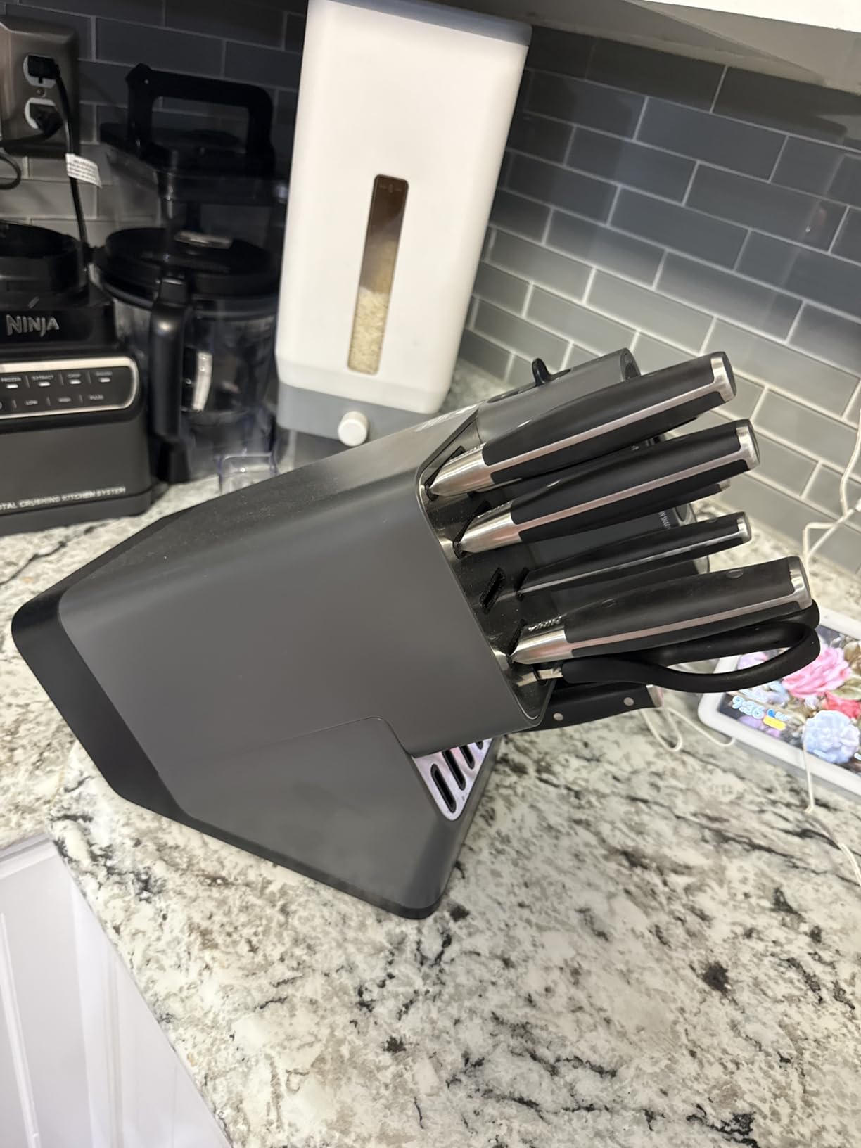 Ninja® NeverDull™ 17-Pc Knife Block Set, Built-in Sharpener, Black, K32017 customer photo 2