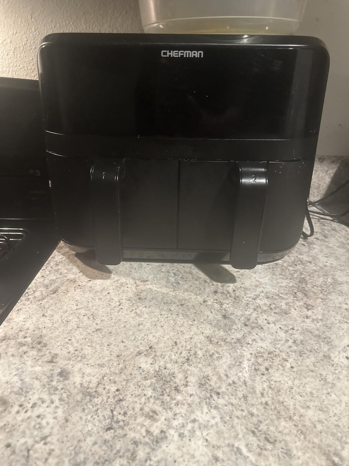 Chefman TurboFry Touch Dual Air Fryer with Double Basket Capacity, One-Touch Digital Controls and Shake Reminder customer photo 1