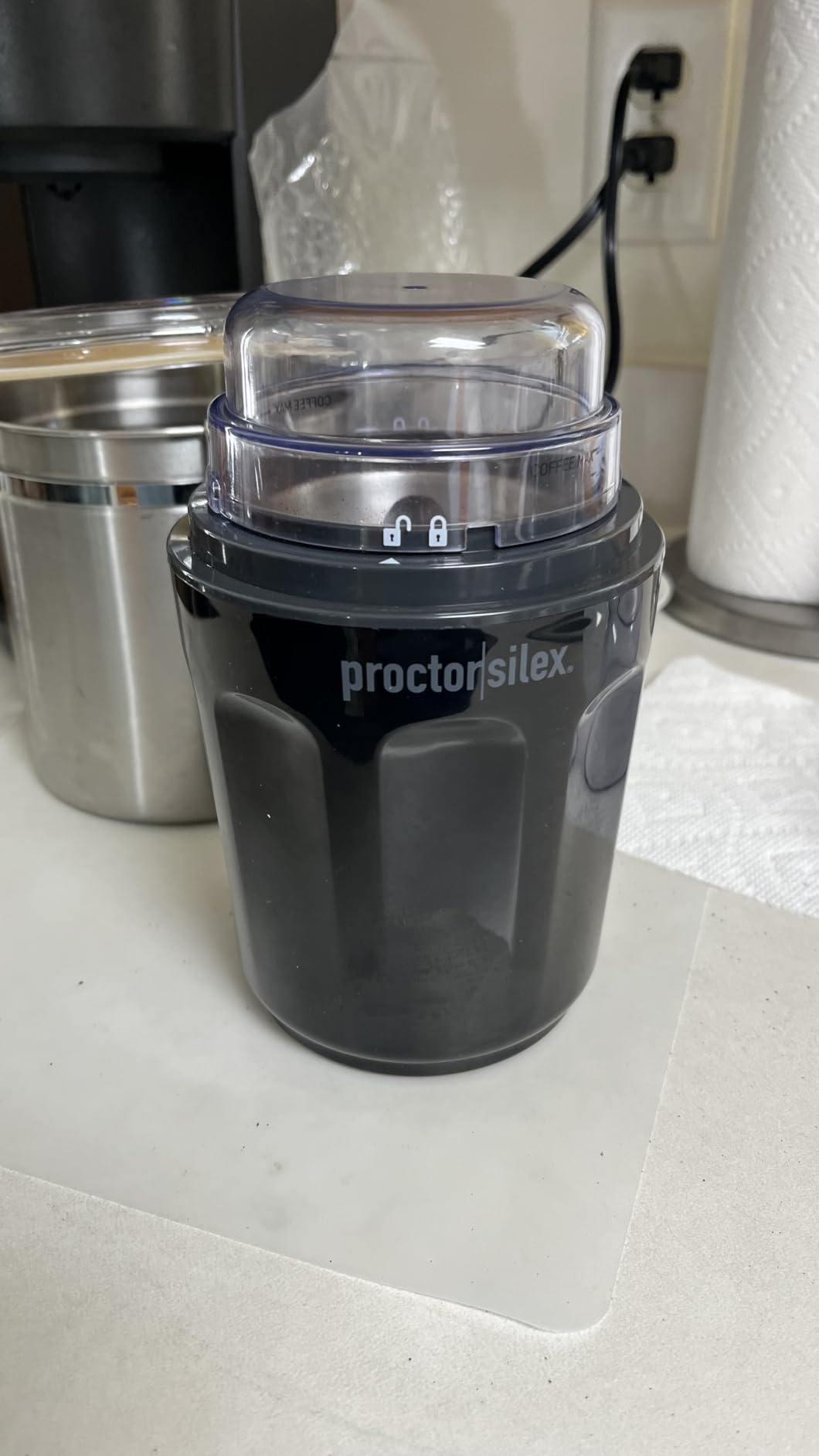 Proctor Silex Sound Shield Electric Coffee Grinder for Quiet Grinding, Stainless Steel Blades, Beans, Spices and More, 12 Cups, Black (80402) customer photo 2