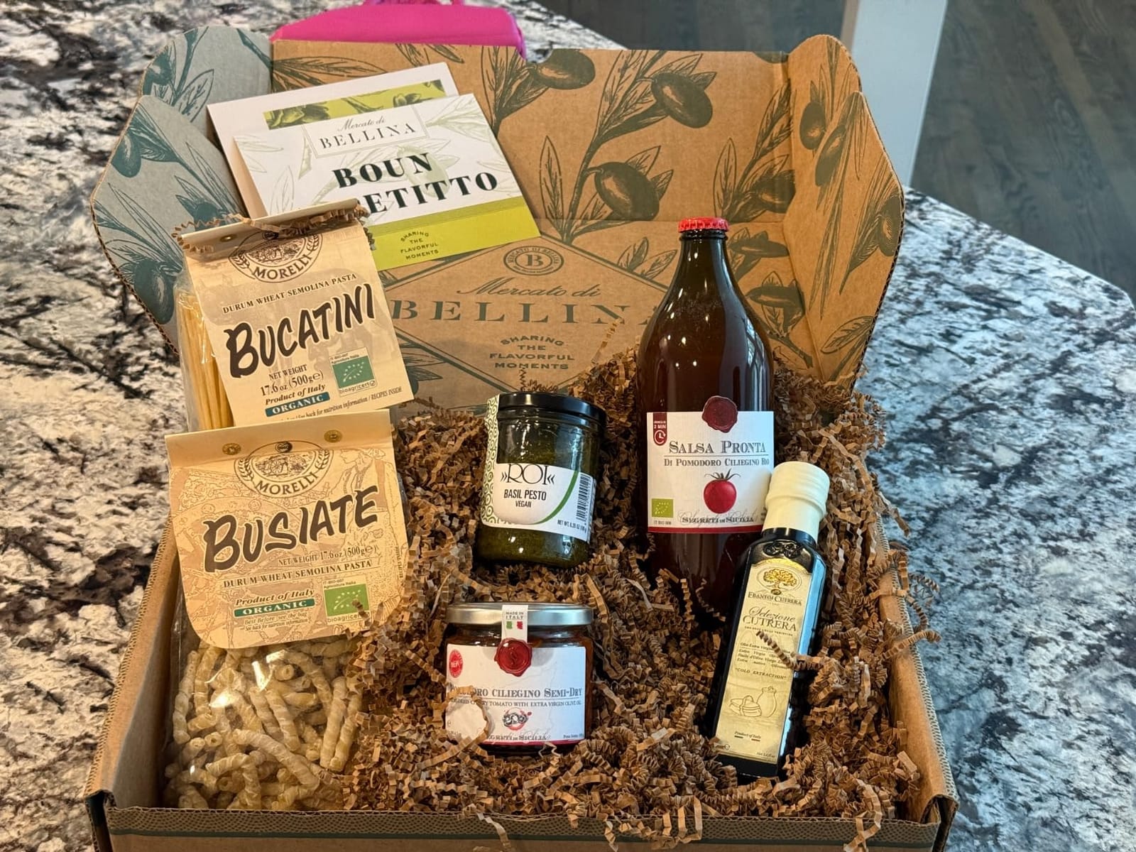 Mercato di Bellina Italian Food Gift Basket La Cucina Italiana - Vegan-Friendly, All-Natural Pasta Gift Basket, Gourmet Present for Foodies, Anniversary, Holiday or Celebration customer photo 2