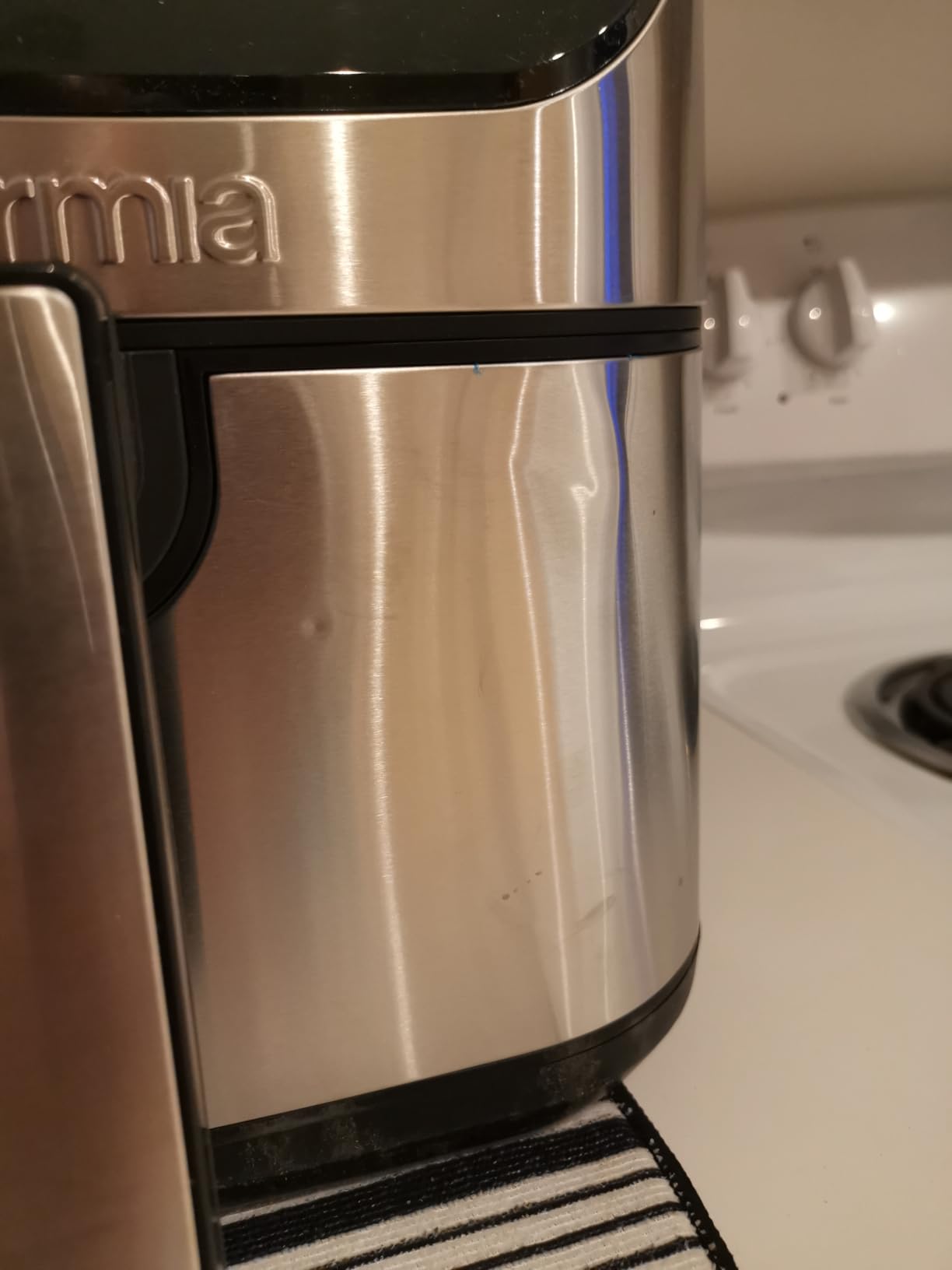 Gourmia Air Fryer - 8 Qt Extra Large Capacity, FryForce360, Digital Display with 12 Presets customer photo 1