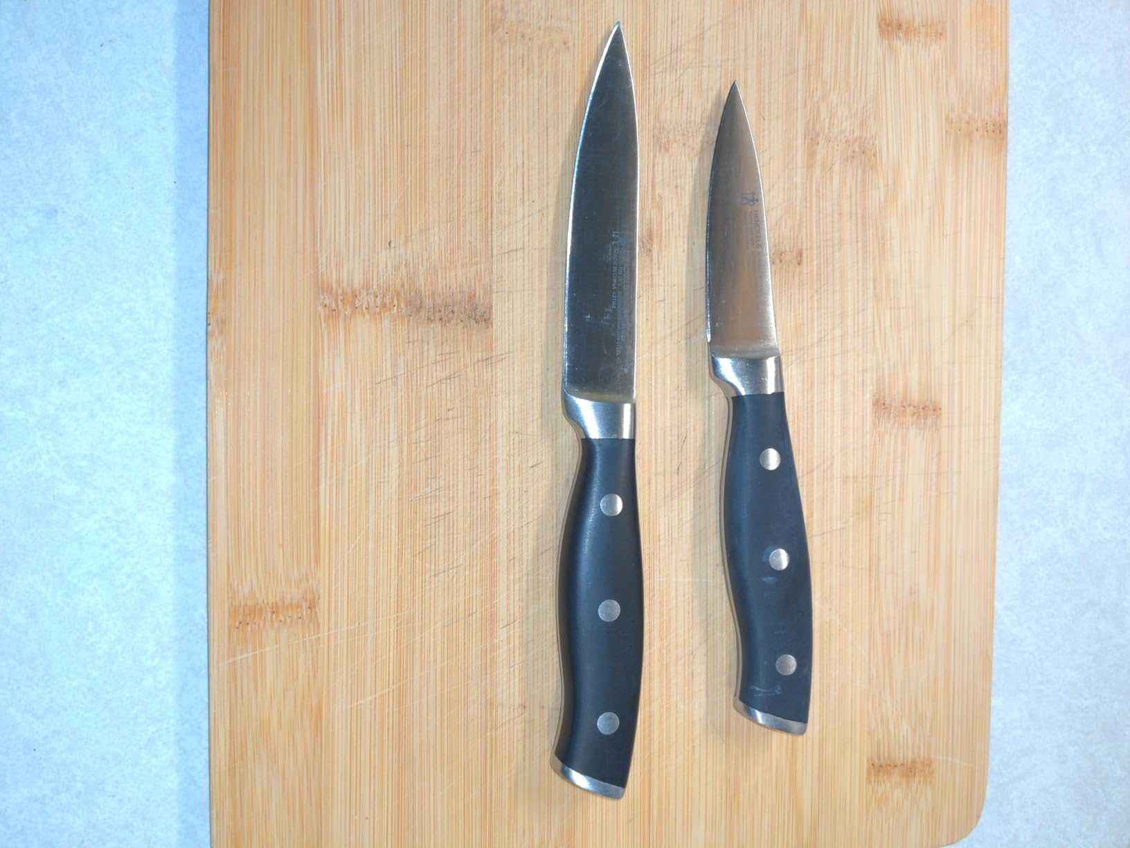 Henckels Forged Accent 2-Pc Paring Knife Set, Razor-Sharp German Engineered | Dishwasher Safe, Comfortable Grip customer photo 2