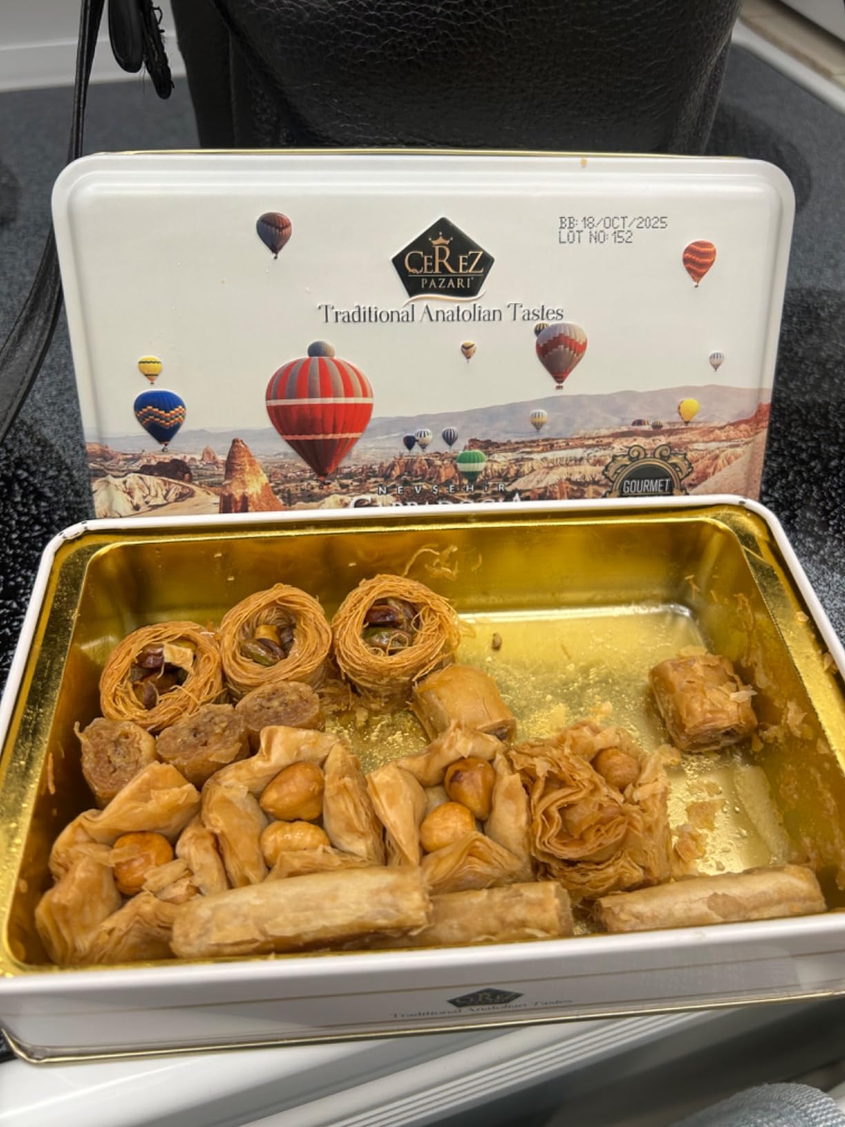 Cerez Pazari Baklava Pastry 8.5oz, Baklava Gift Box with Rich Pistachios, Walnuts, Hazelnuts and Cashews, Halal Shatila Baklava, Traditional Turkish Arabic Dessert Gift Box, Sweet Food Gifts for Women customer photo 2