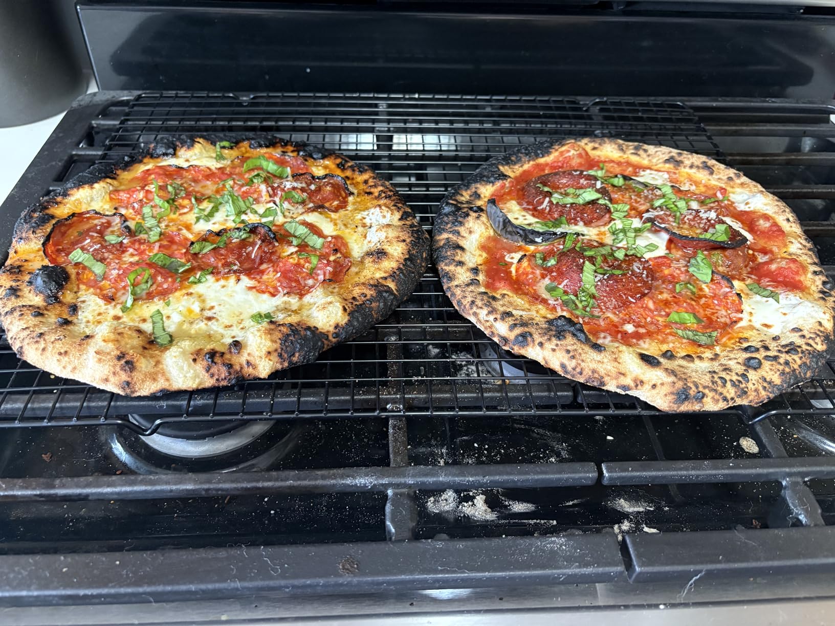 PIZZELLO 16