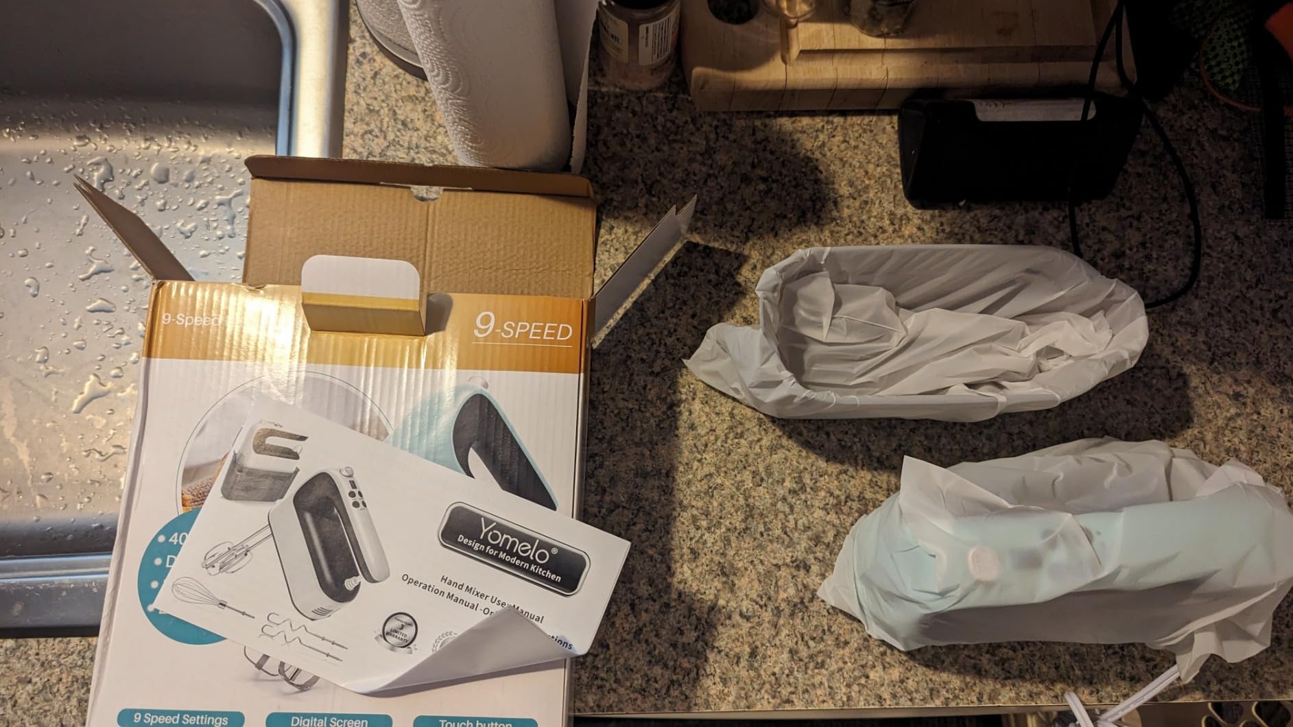 Yomelo 9-Speed Digital Hand Mixer Electric, 400W Powerful DC Motor, Hand Mixer Electric Handheld with Snap-On Storage Case, 5 Stainless Steel Accessories, Beaters, Dough Hooks, Whisk (Ice Blue/Black) customer photo 1