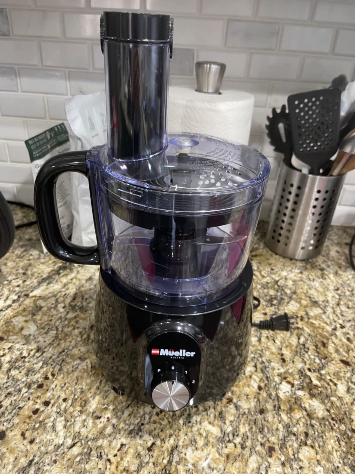 Mueller Ultra Prep Food Processor Chopper for Dicing, Slicing, Shredding, Mincing, and Pureeing, Food Chopper for Vegetables, Meat, Grains, Nuts, 8 Cup, Silver customer photo 2