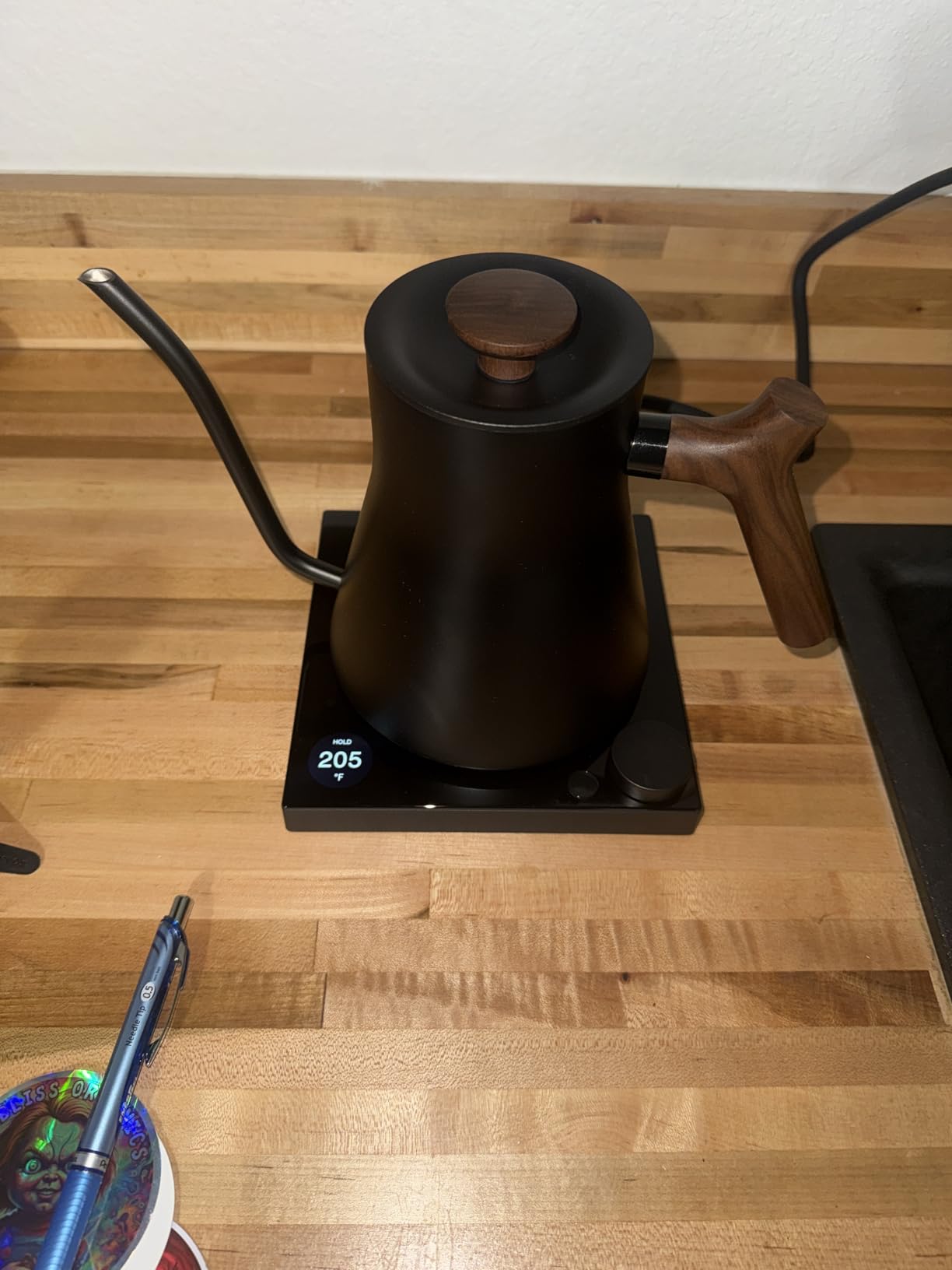 Fellow Stagg EKG Pro Gooseneck Electric Kettle, Brew Timer, 0.9 Liter customer photo 2