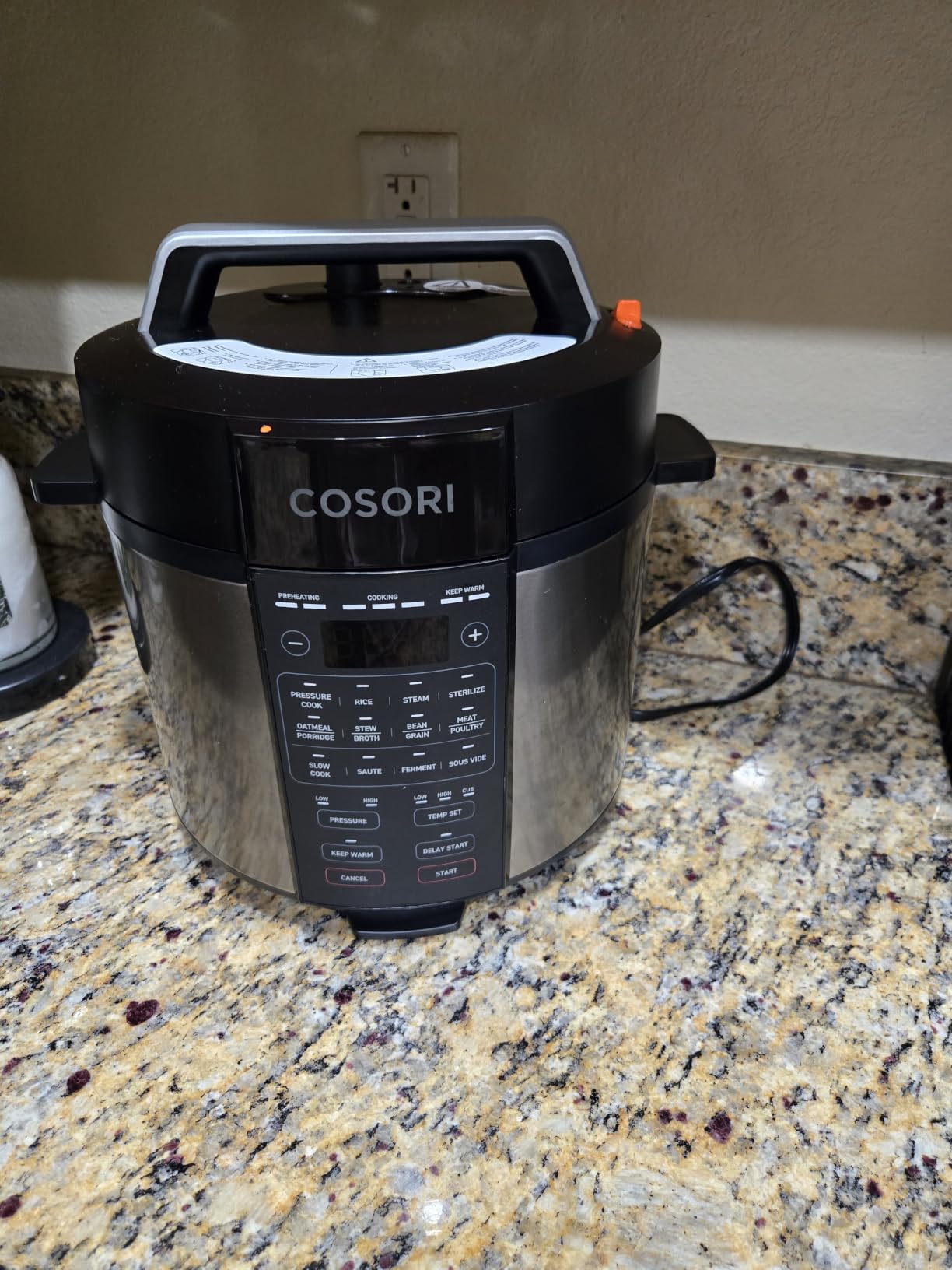 Cosori Pressure Cooker 6QT, 9-in-1, Ceramic Coating Pot, 12 Safety Features customer photo 1