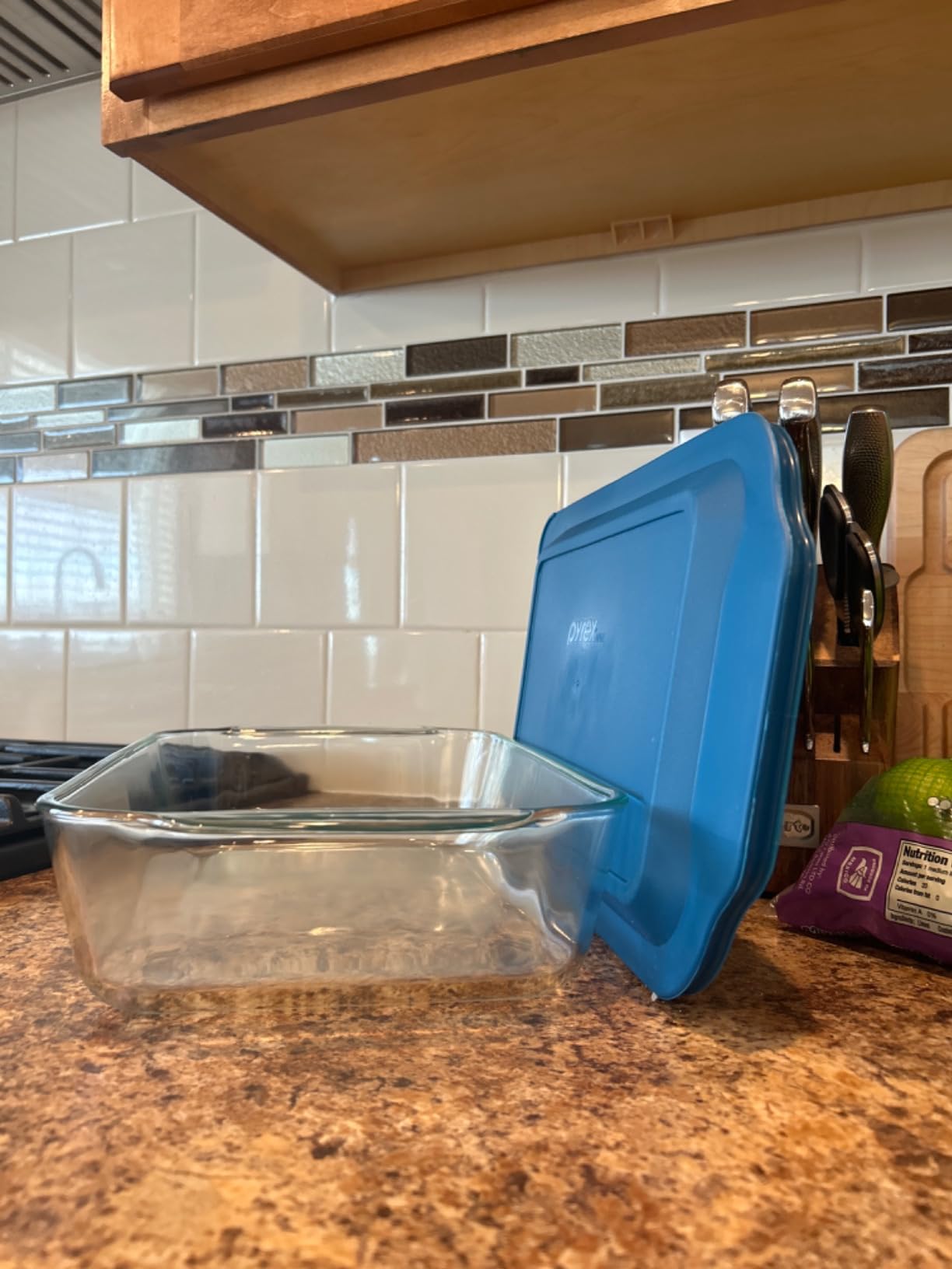 Pyrex Deep Glass Baking Dish with Plastic Lid, Deep Casserole Dish, Glass Food Container, Oven, Freezer and Microwave Safe, Clear Container, 7x11 customer photo 1