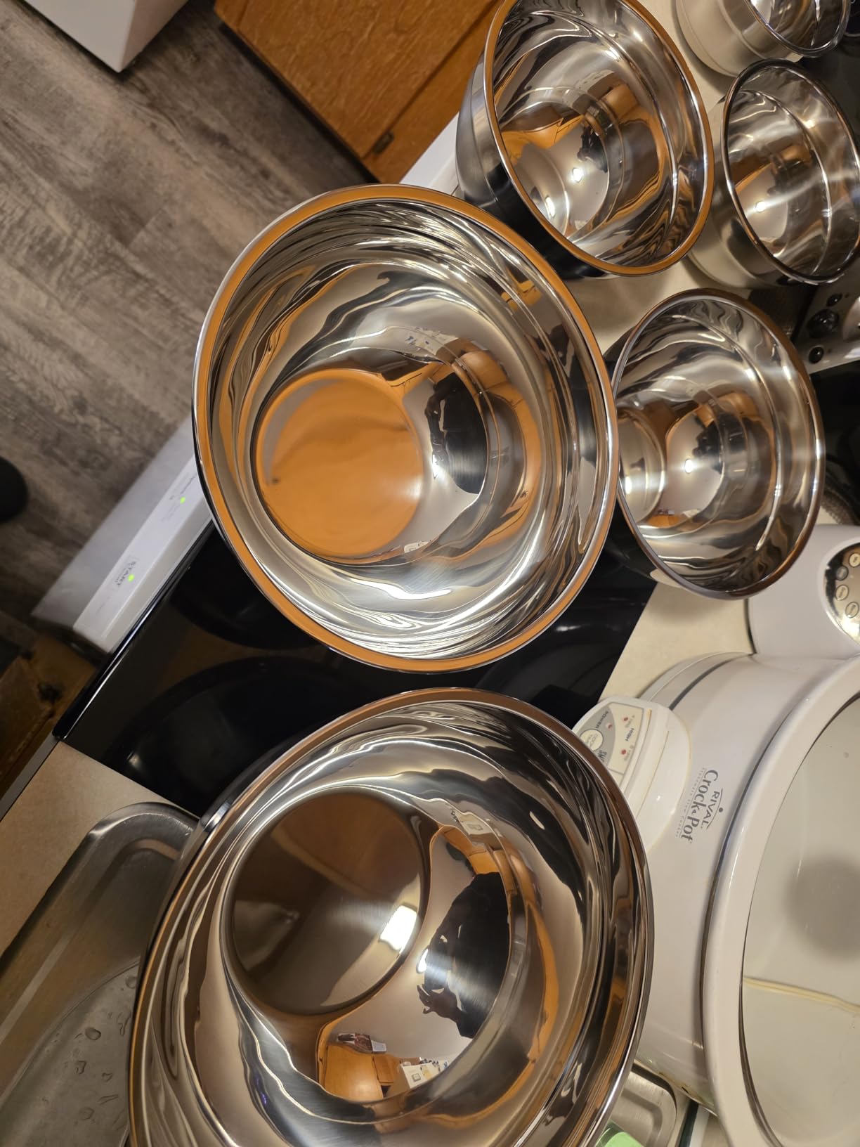 Mixing Bowls with Airtight Lids Set, 26PCS Stainless Steel Khaki Bowls with Grater Attachments, Non-Slip Bottoms & Kitchen Gadgets Set, Size 7, 4, 2.5, 2.0,1.5, 1QT, Great for Mixing & Serving customer photo 1