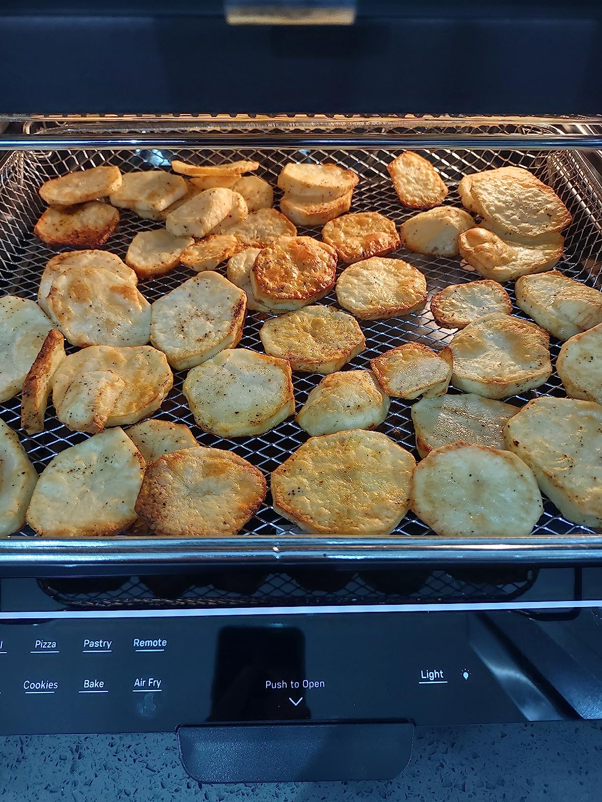 GE Profile Smart Oven with No Preheat, 11-in-1 Countertop Oven including Air Fry, Warm, Toast, Broil, Roast, Pastry, Reheat, and more, WiFi and Smart Connected, Black customer photo 2