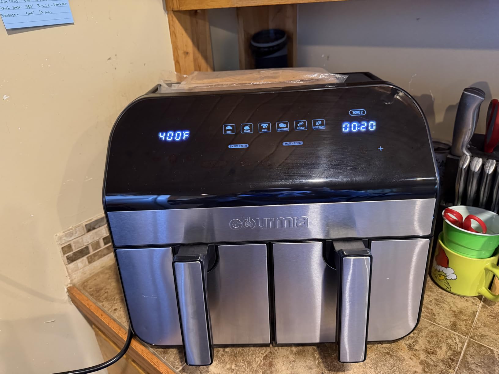 Gourmia Dual Basket Air Fryer - 10 Qt Large Capacity, FryForce360°, Digital Display with 7 Presets, Roast, Bake, Broil, Dehydrate, Match Cook, Sync Finish, Dishwasher Safe Accessories, Black customer photo 1