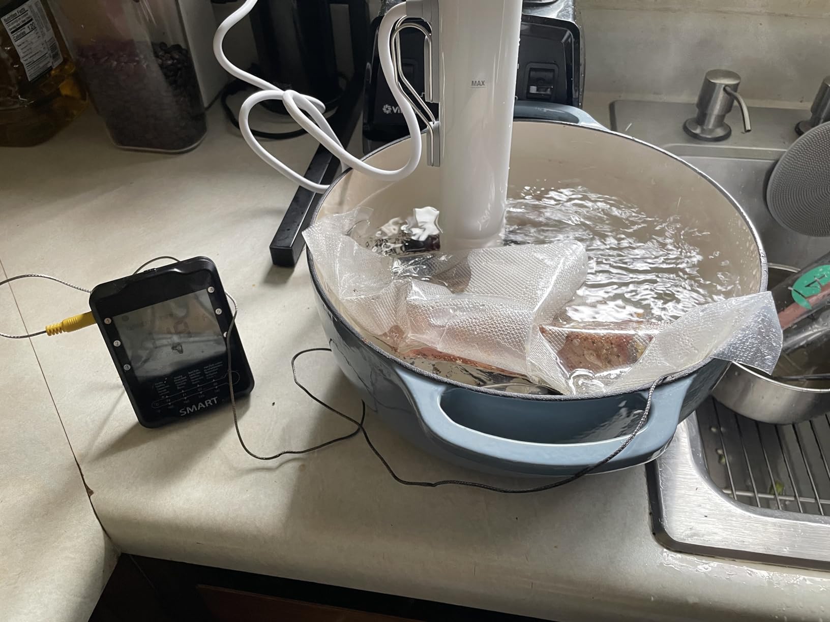Breville BSV600PSS Joule Turbo Sous Vide Machine, Polished Stainless Steel, 1100W, Wi-Fi Enabled customer photo 1