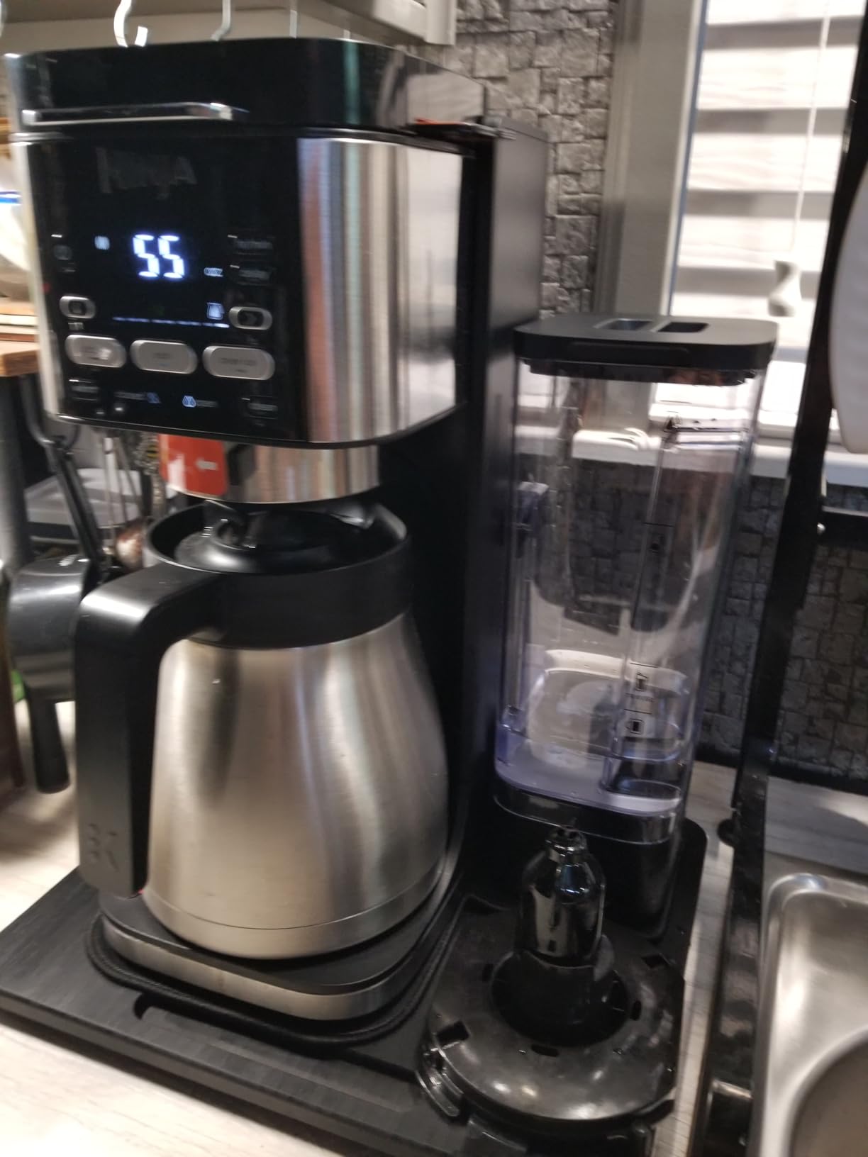 Ninja Drip Coffee Maker, DualBrew Pro Hot & Iced, Black, CFP101 | Single Serve to Carafe, Brew with Pods & Grounds, Compatible with K Cups, 3 Brew Styles, 60oz Removable Reservoir customer photo 1