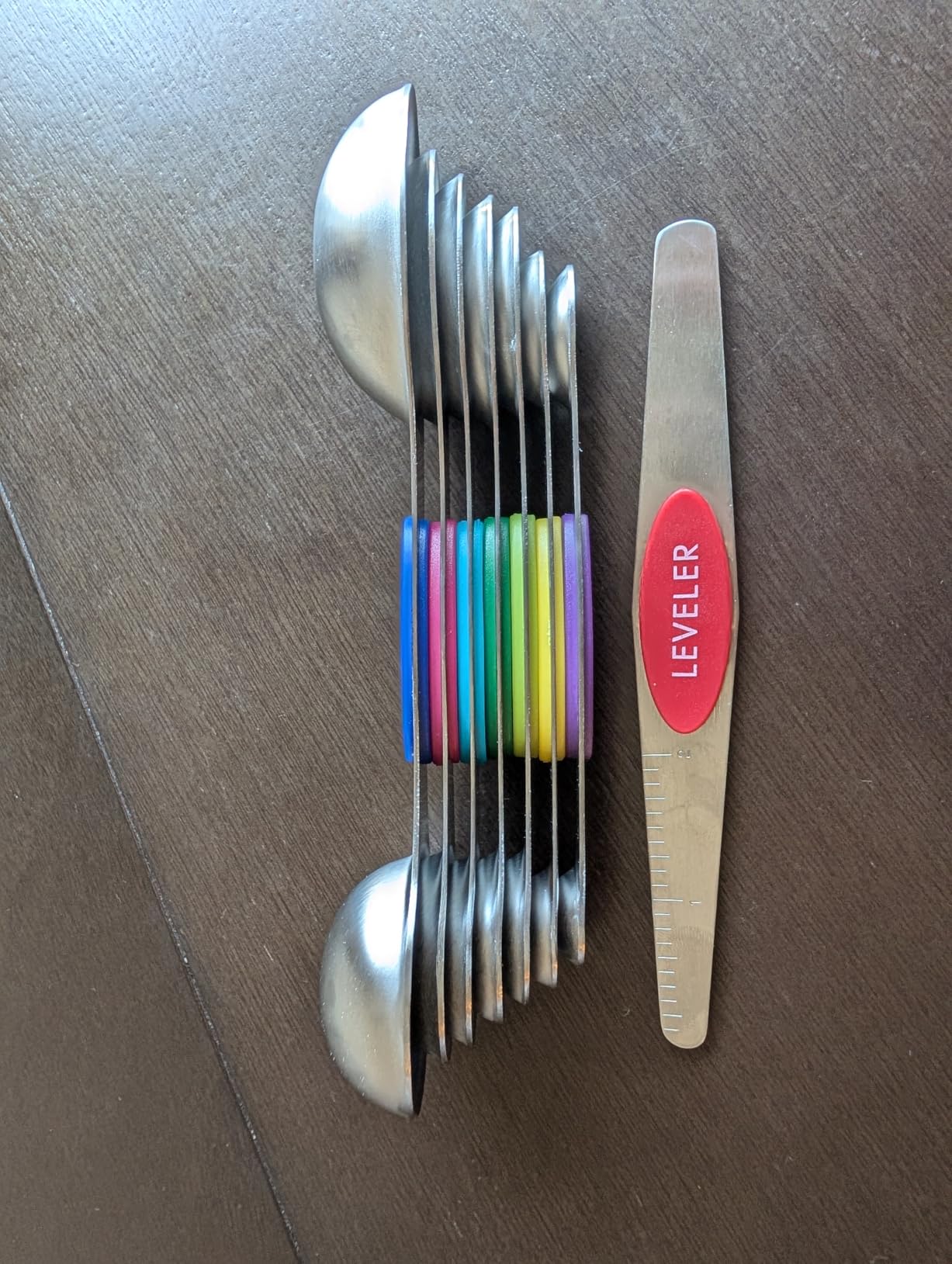 ChefAide Pack of 8 Stainless Steel Magnetic Measuring Spoons Set, Dual Sided, Stackable, Adjustable Teaspoon and Tablespoon Measure Spoon with Leveler, Kitchen Gadgets customer photo 2