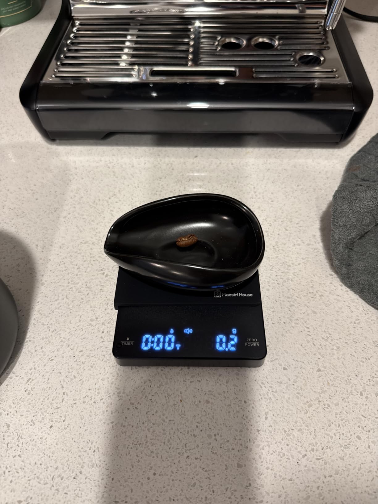 Maestri House S1 Mini Espresso Coffee Scale with Timer, 2kg/0.1g Precision Shot Scale, Rechargeable Digital Scale for Espresso & Pour Over Coffee-Black customer photo 2