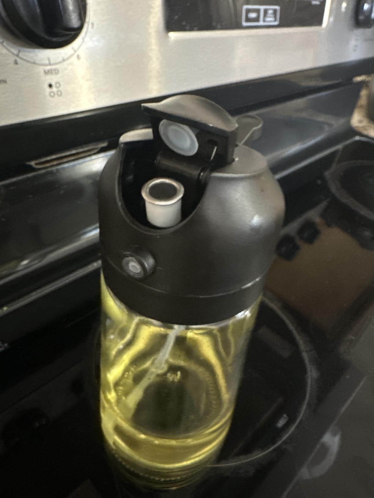 TrendPlain 16oz/470ml Glass Olive Oil Sprayer for Cooking - 2 in 1 Olive Oil Dispenser Bottle for Kitchen Gadgets and Air Fryer Accessories, Salad, BBQ - Black customer photo 2