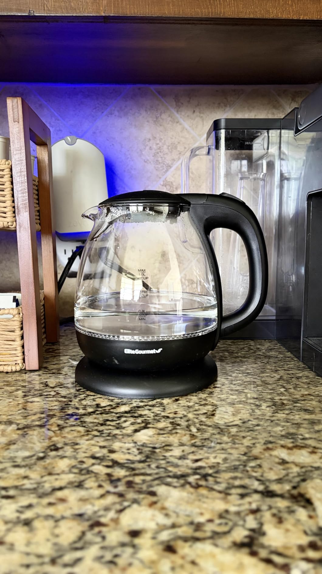 Elite Gourmet EKT3001 1L Digital Kettle, 304 Stainless Steel, Matte Black | Programmed Temperatures, Keep Warm Function, Cordless 360° Base, Auto Off & Audible Indicator customer photo 2