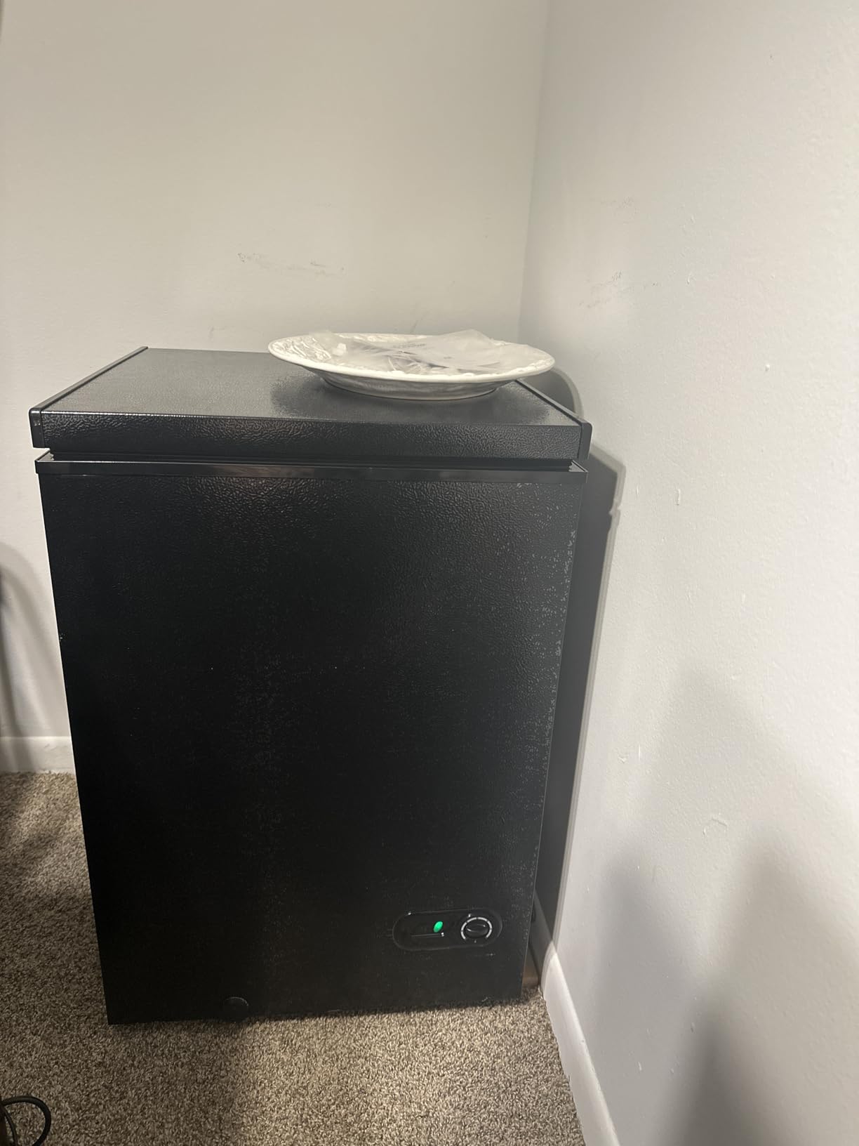 Kismile 3.2 Cubic Feet Chest Freezer, Small Deep Freezer for Home, Black customer photo 2