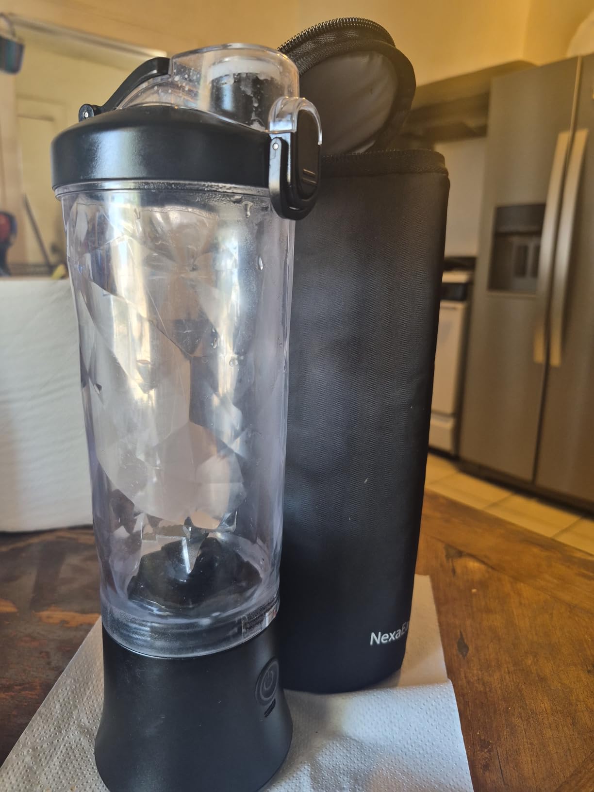 Portable Blender Personal Juicer for Shakes Smoothies with Insulated Sleeve, 20 Oz, USB-C Rechargeable customer photo 1