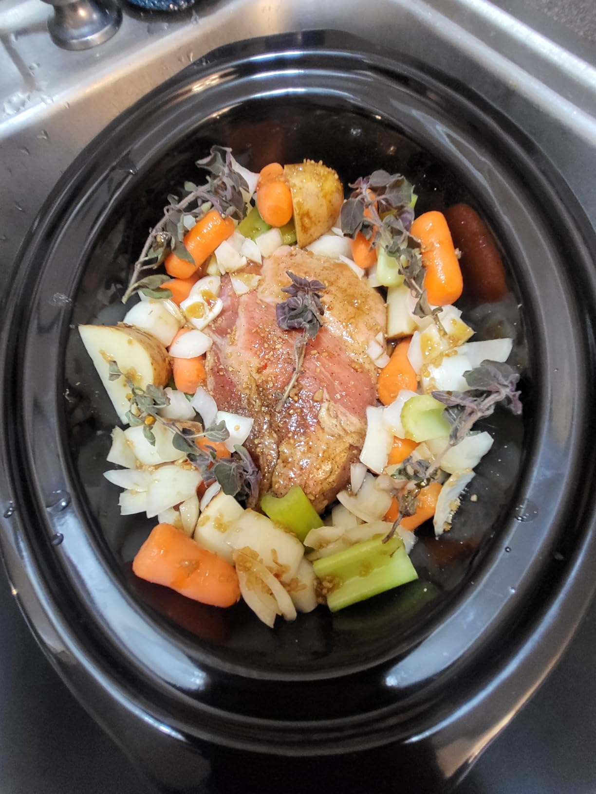 Hamilton Beach 4 Quart Slow Cooker With 3 Cooking Settings | Dishwasher-Safe Stoneware Crock & Glass Lid | Brushed Gray | 33240 customer photo 2