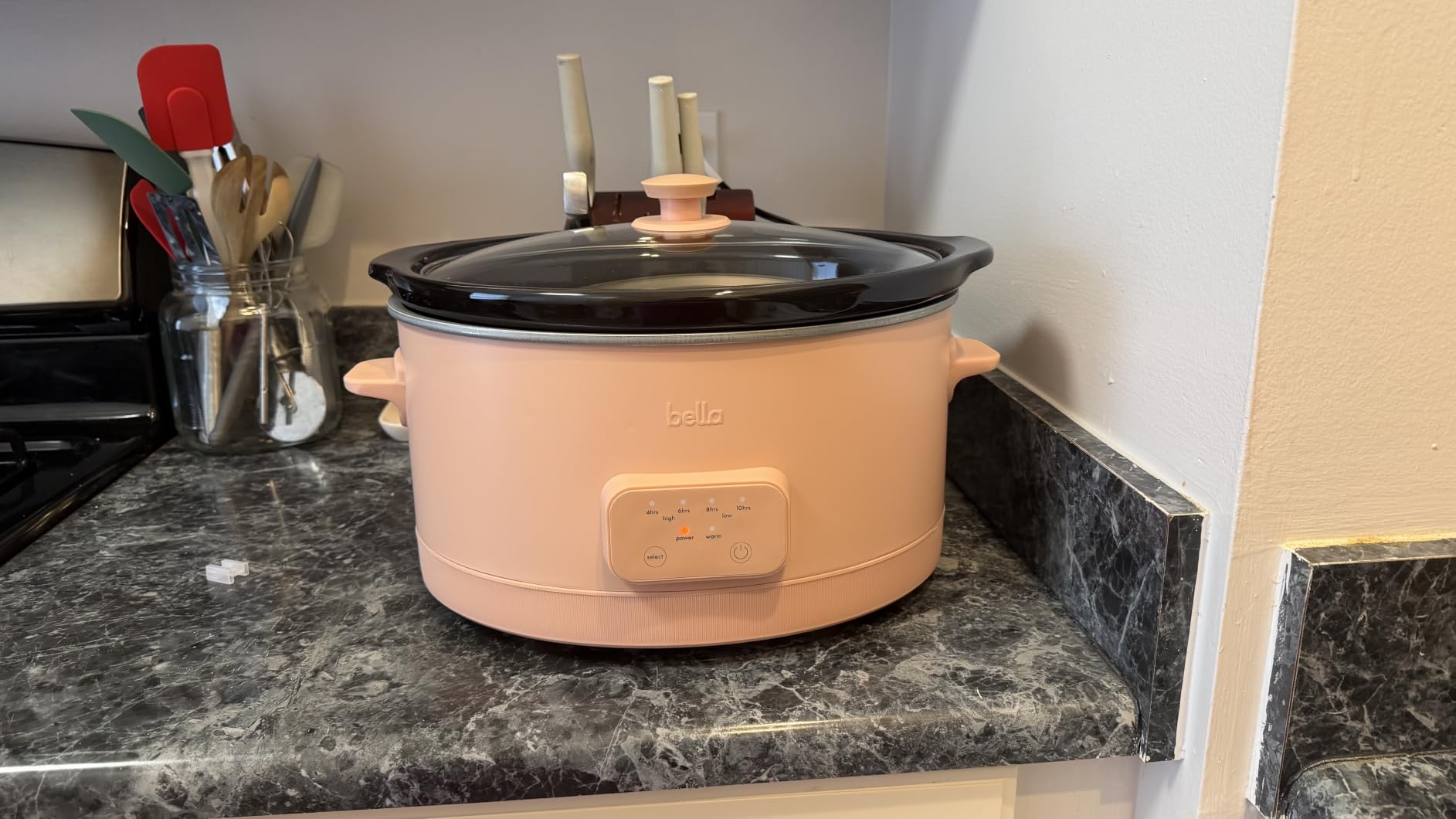 bella 6.0 Qt Programmable Slow Cooker, Ceramic Nonstick Coating, Adjustable Temperature & Cooking Times, Dishwasher Safe Stoneware Pot & Tempered Glass Lid, Tangle Free Cord Wrap, Tangle Free Cord, Plum customer photo 1