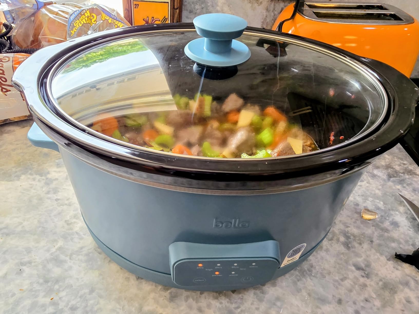 bella 6.0 Qt Programmable Slow Cooker, Ceramic Nonstick Coating, Adjustable Temperature & Cooking Times, Dishwasher Safe Stoneware Pot & Tempered Glass Lid, Tangle Free Cord Wrap, Tangle Free Cord, Plum customer photo 2