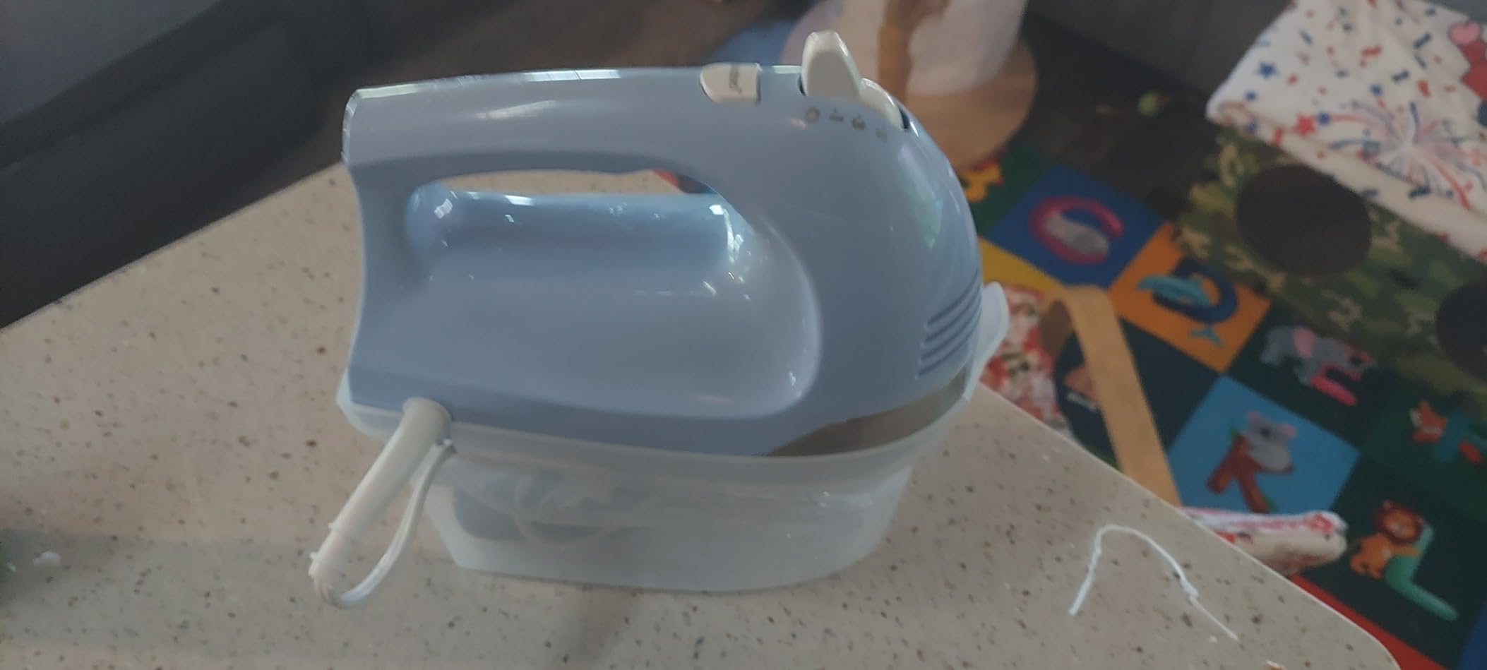 Hamilton Beach 6-Speed Electric Hand Mixer With Easy Clean Beaters | Traditional Beaters | Dough Hooks | Whisk | Snap-On Storage Case | 275 Watt Motor | Blue | 62677J customer photo 1