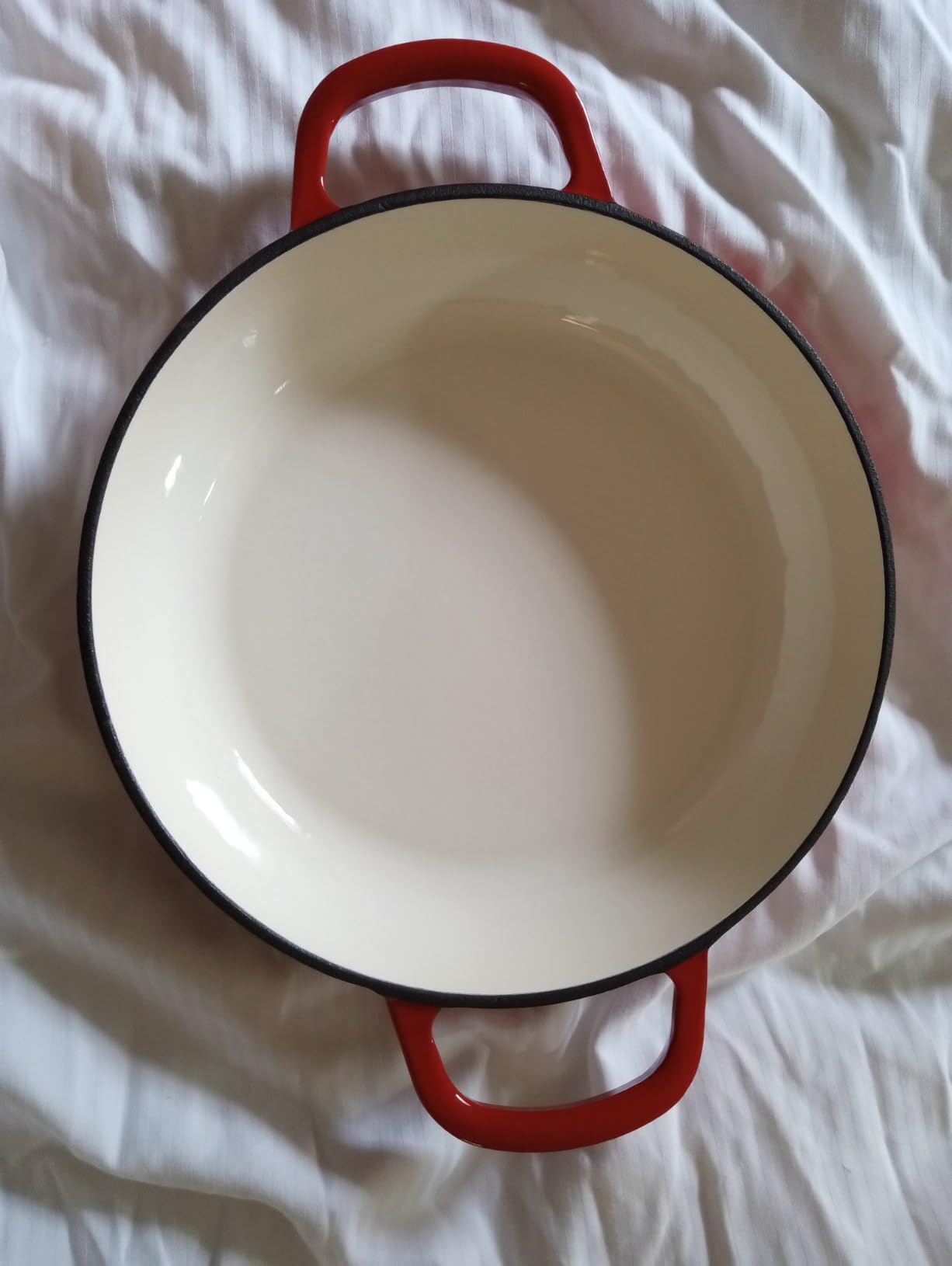 3 Quart Enameled Cast Iron Braiser, Non Stick Enameled Cast Iron Skillet with Lid, Dutch Oven Skillet with lid up to 500F for Oven, Stove, Grill, Shallow Dutch Oven for Cook, Bake (Red) customer photo 1