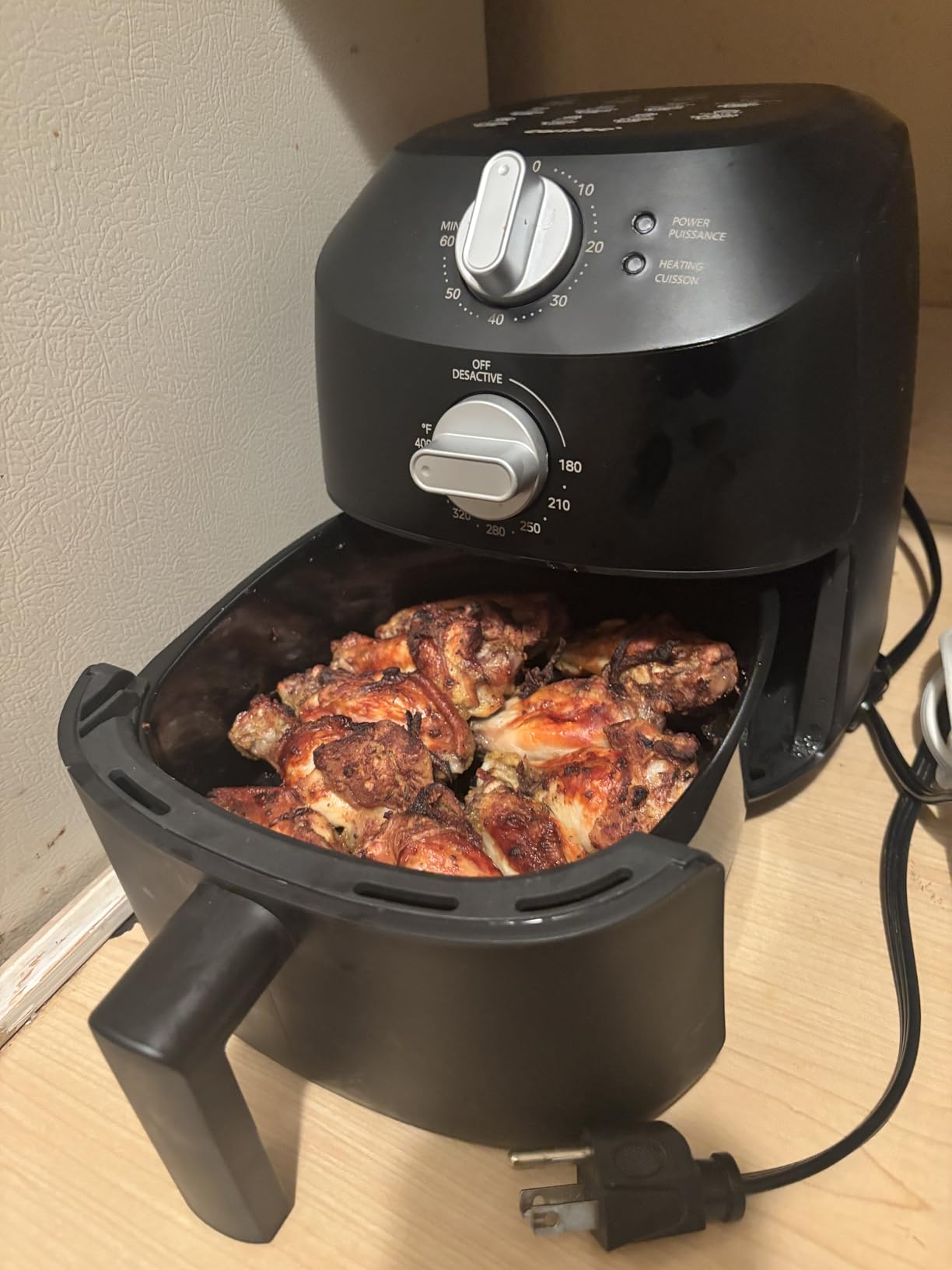 COMFEE' Compact 2.1 Quart Air Fryer with 12 Presets Menu Options, Adjustable Timer & Temperature Control 180-400 degrees F, Dishwasher-Safe Nonstick Fry Basket customer photo 1