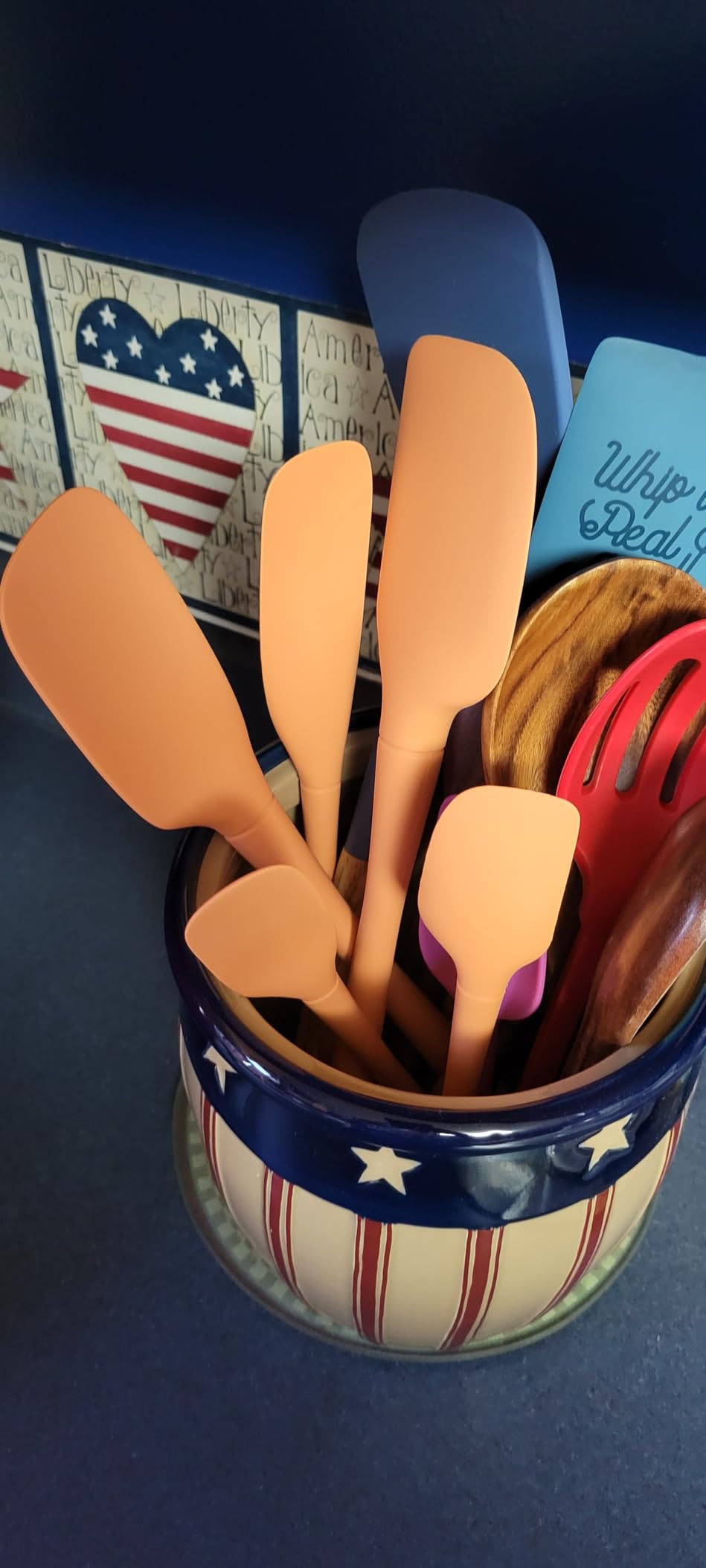 Tovolo Flex Core 5 Piece Silicone Spatula Set Heat Resistant All Silicone Utensils Include Non Stick Spatula Spoonula Jar Scraper, Dishwasher Safe BPA Free Spatulas for Baking Mixing, White customer photo 2
