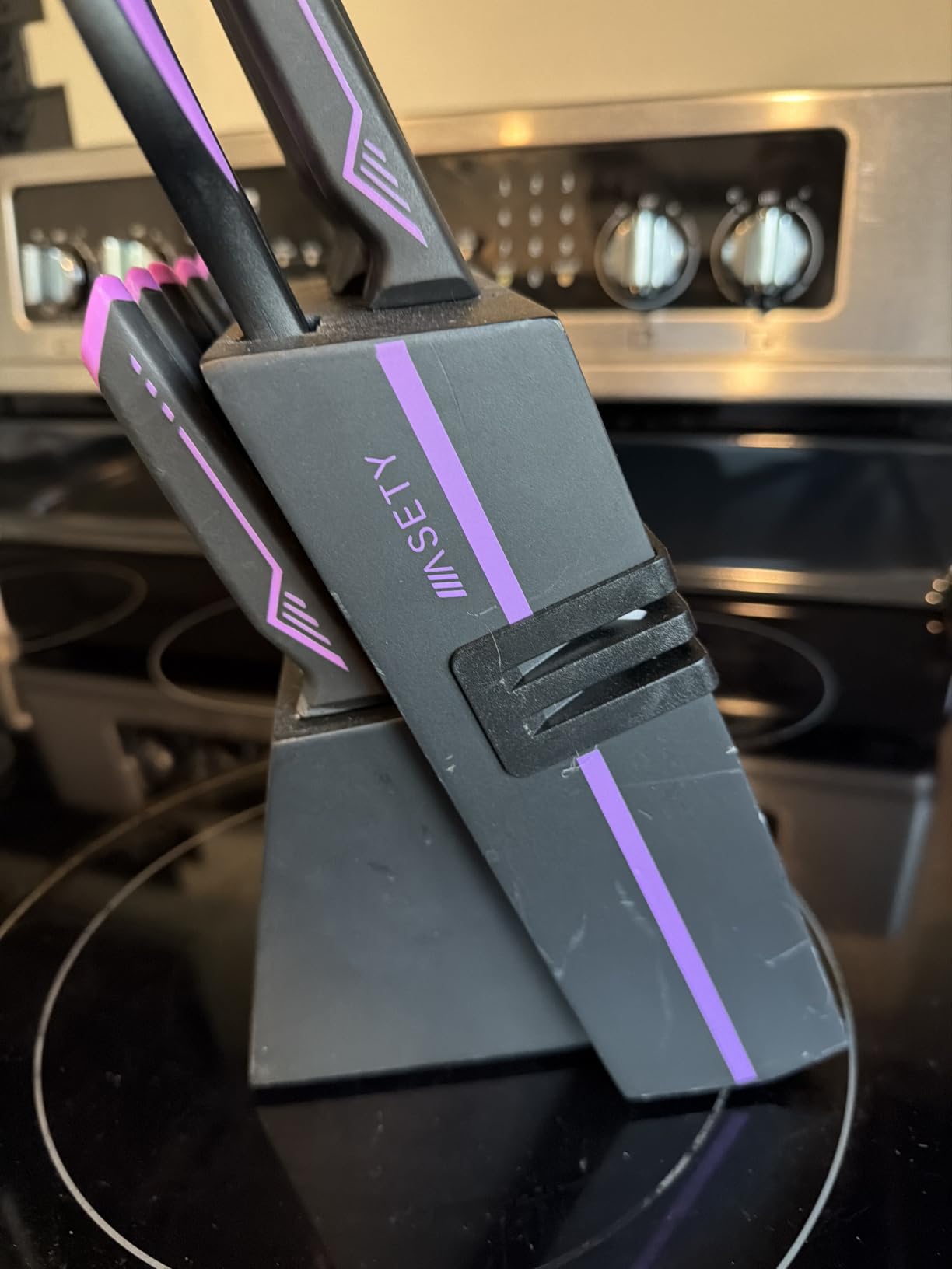 ASETY Knife Set, 15 PCS Kitchen Knife Set with Built-in Sharpener Block customer photo 1