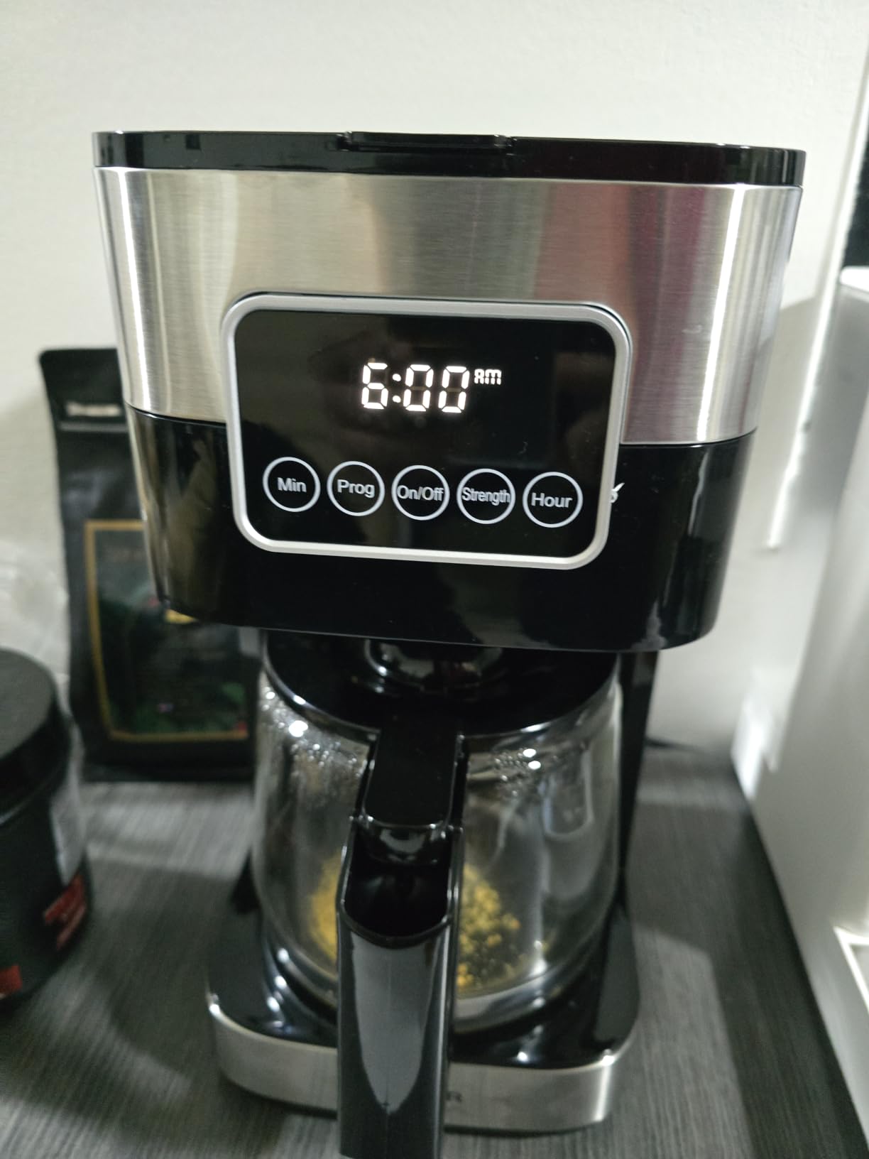 SHARDOR 10-Cup Programmable Coffee Maker, Regular & Strong Brew Drip Coffee Machine for Home and Office, Auto Shut Off, Permanent Filter, Silver customer photo 2