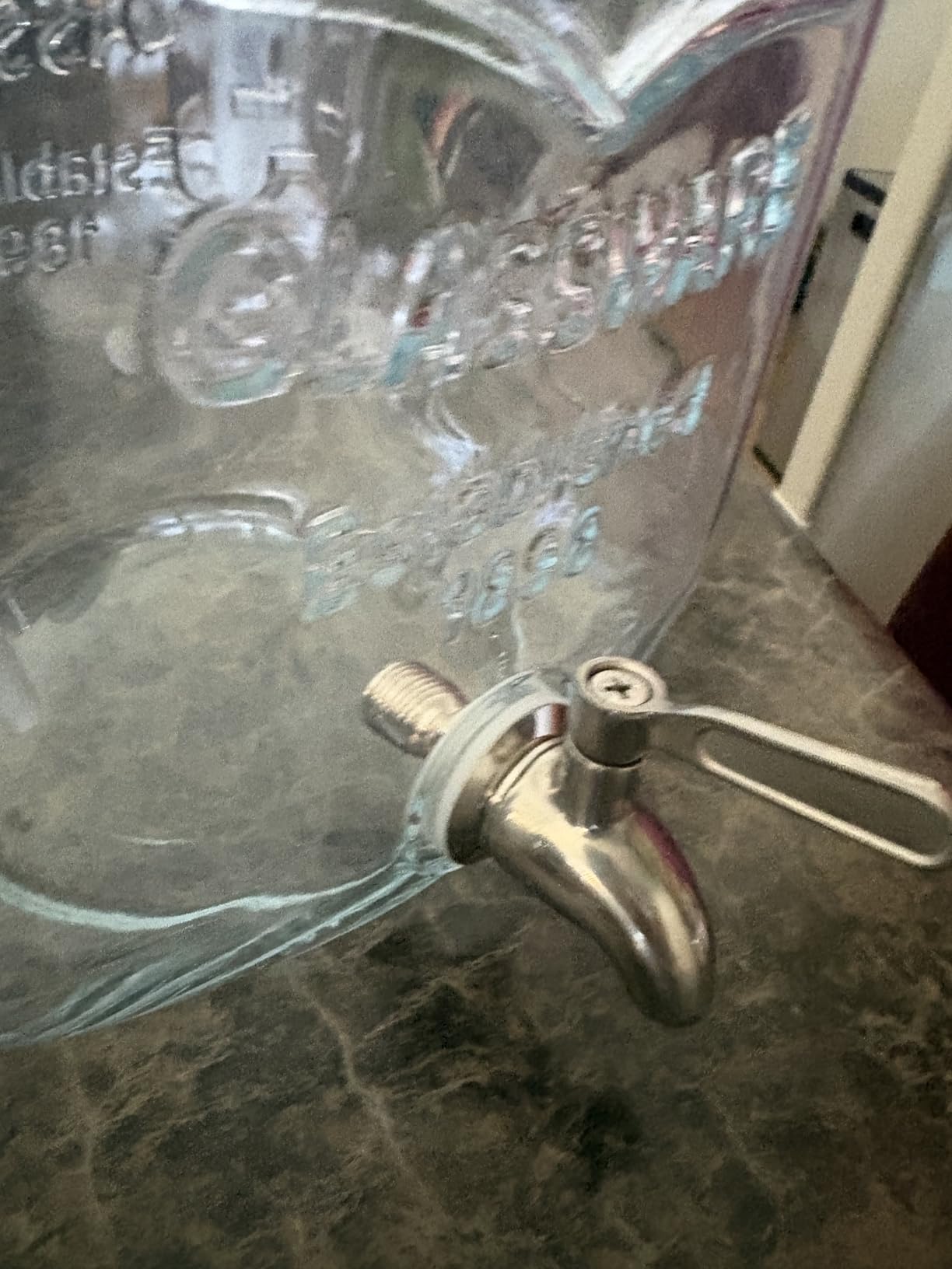 1 Gallon Glass Beverage Dispenser with Lid, Stainless Steel Spigot, Glass Drink Dispensers for Parties, Lemonade Dispenser With Ice Cylinder for Weddings, Party,Sun Tea Jar, Water Juice Dispensers customer photo 2