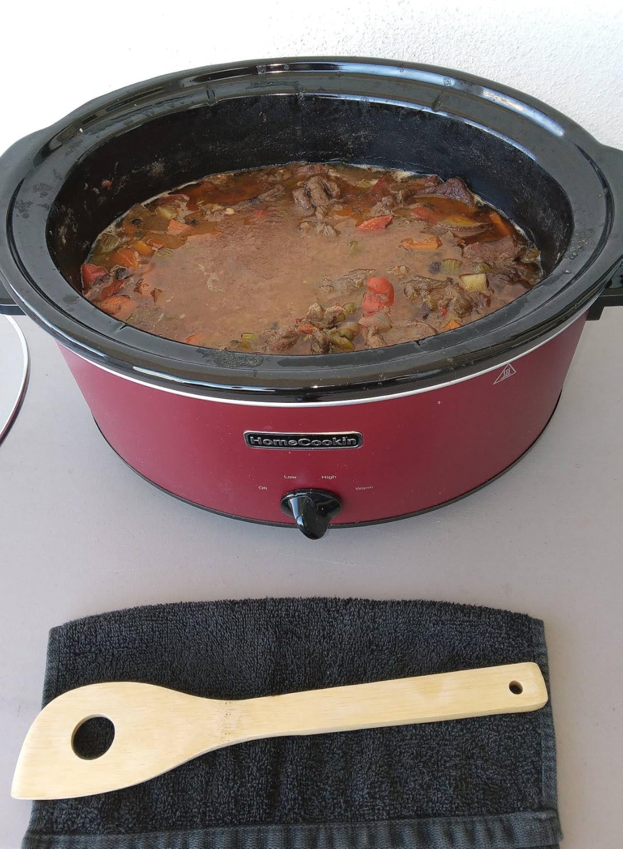 7-Quart Programmable Slow Cooker with Timer Keep Warm - Small Kitchen Appliance for Family Dinners - Serves 6+ People - Heat Settings: Keep Warm(White, Black Liner) customer photo 2