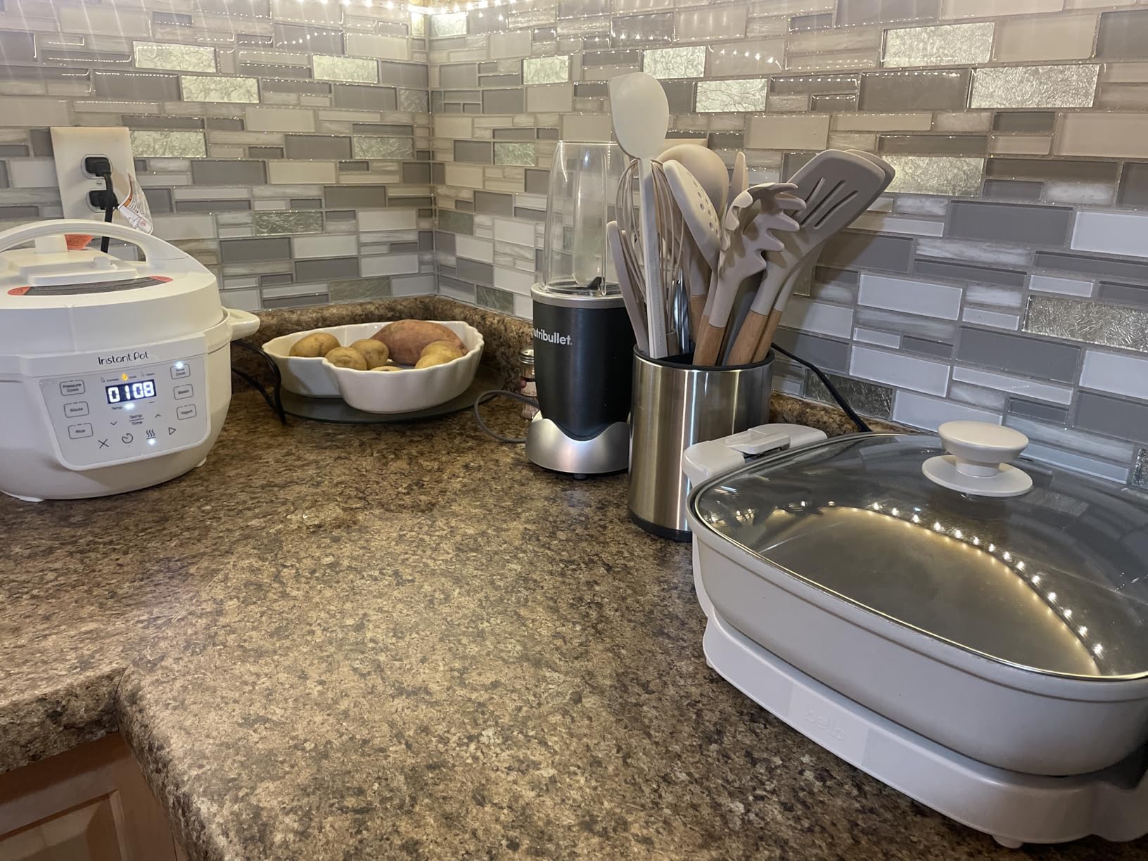 BELLA Fits-Anywhere SAUTE Make & Take Skillet, Non-Toxic, Ceramic, Oatmilk customer photo 2
